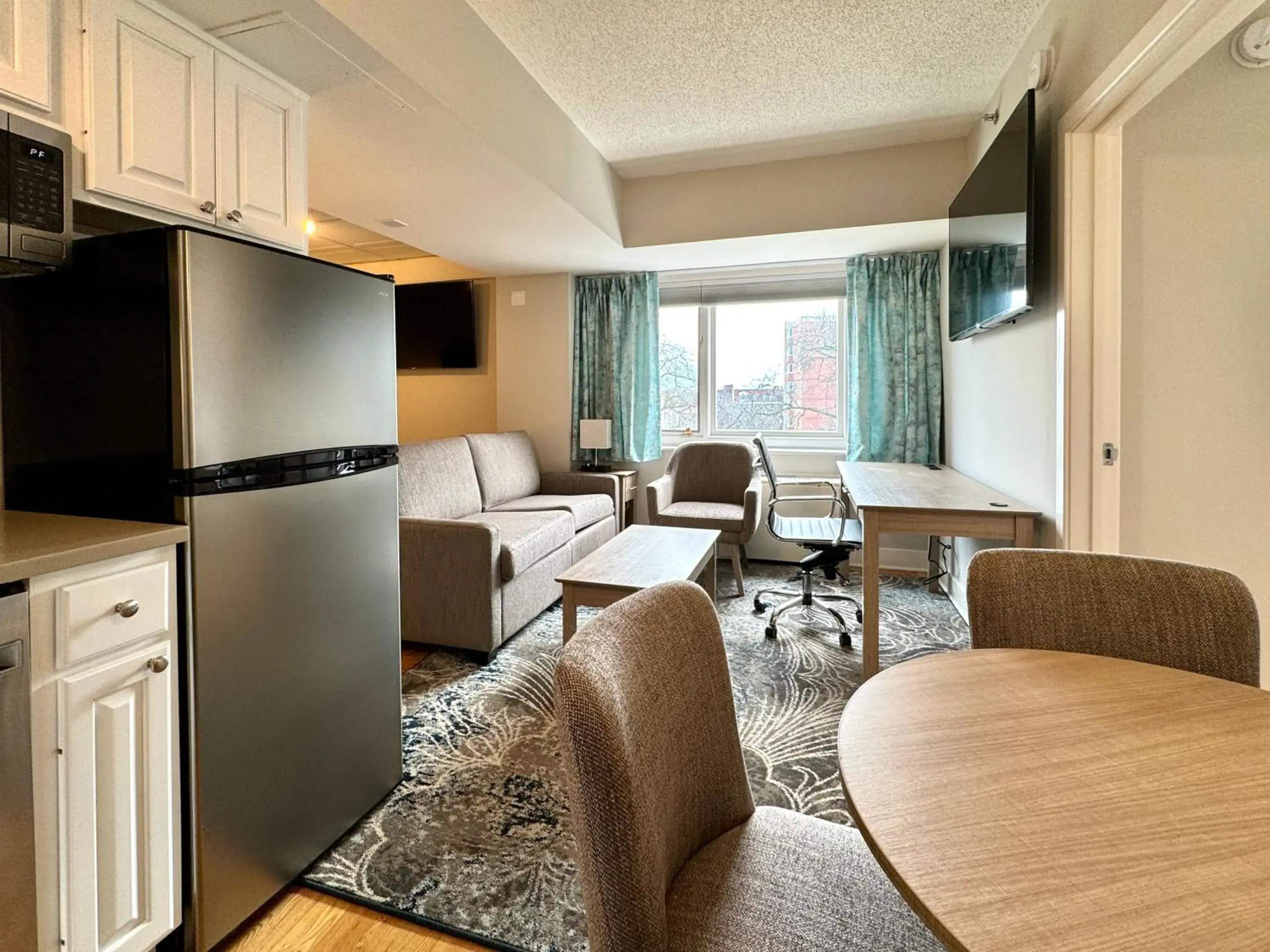 Two-Bedroom Two Bed Suite in The GEM Museum Suites Two-Bedroom Two Bed Suite in The GEM Museum Suites