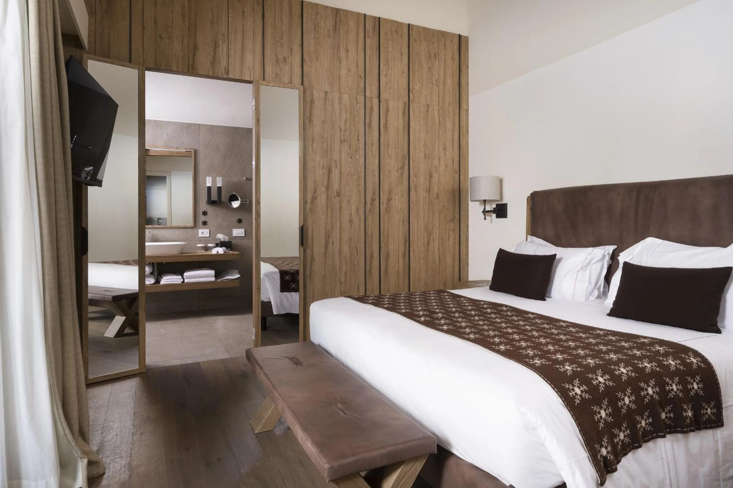 Bedroom, Bed in Grand Hotel Courmayeur Mont Blanc, by R Collection Hotels