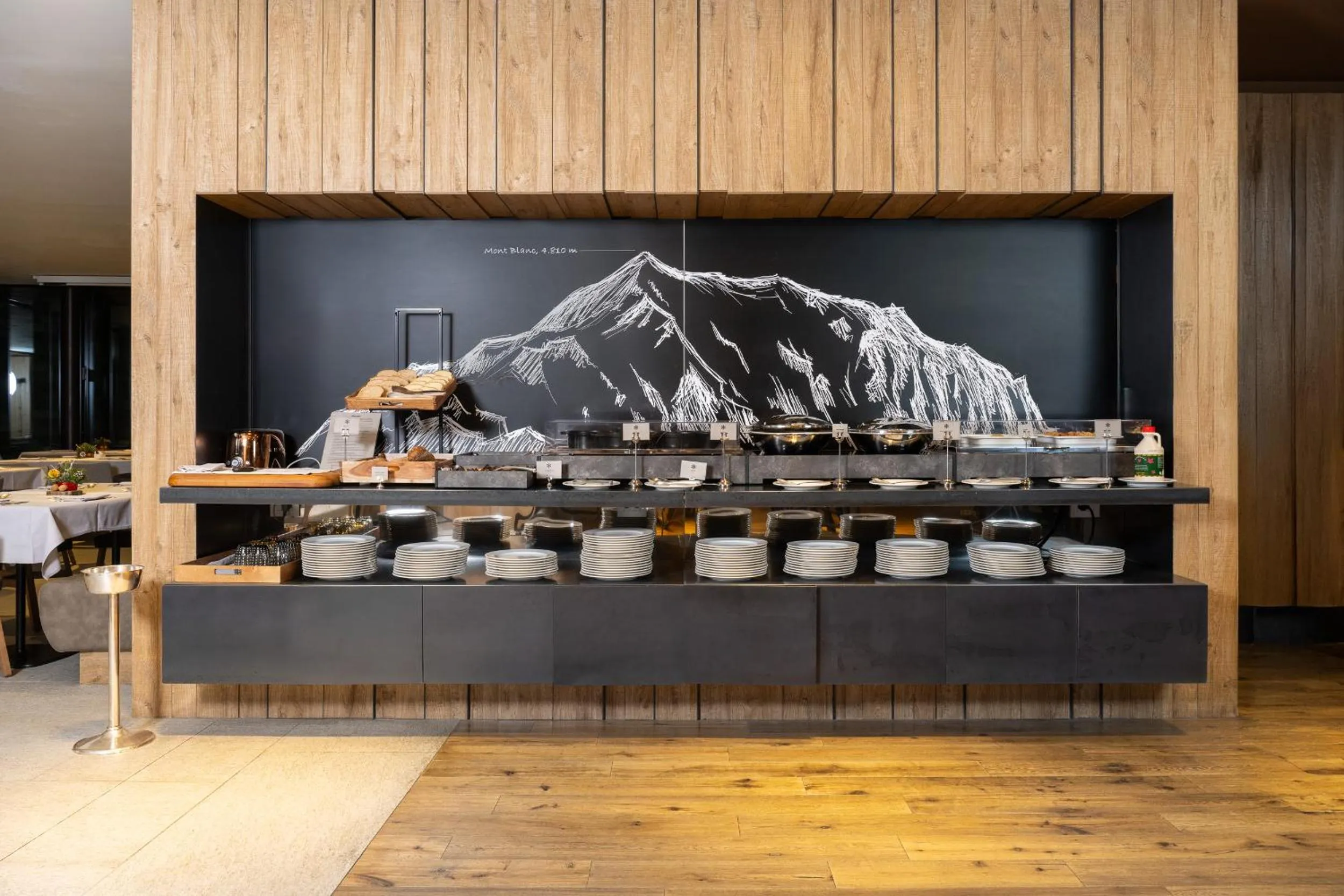 Buffet breakfast in Grand Hotel Courmayeur Mont Blanc, by R Collection Hotels