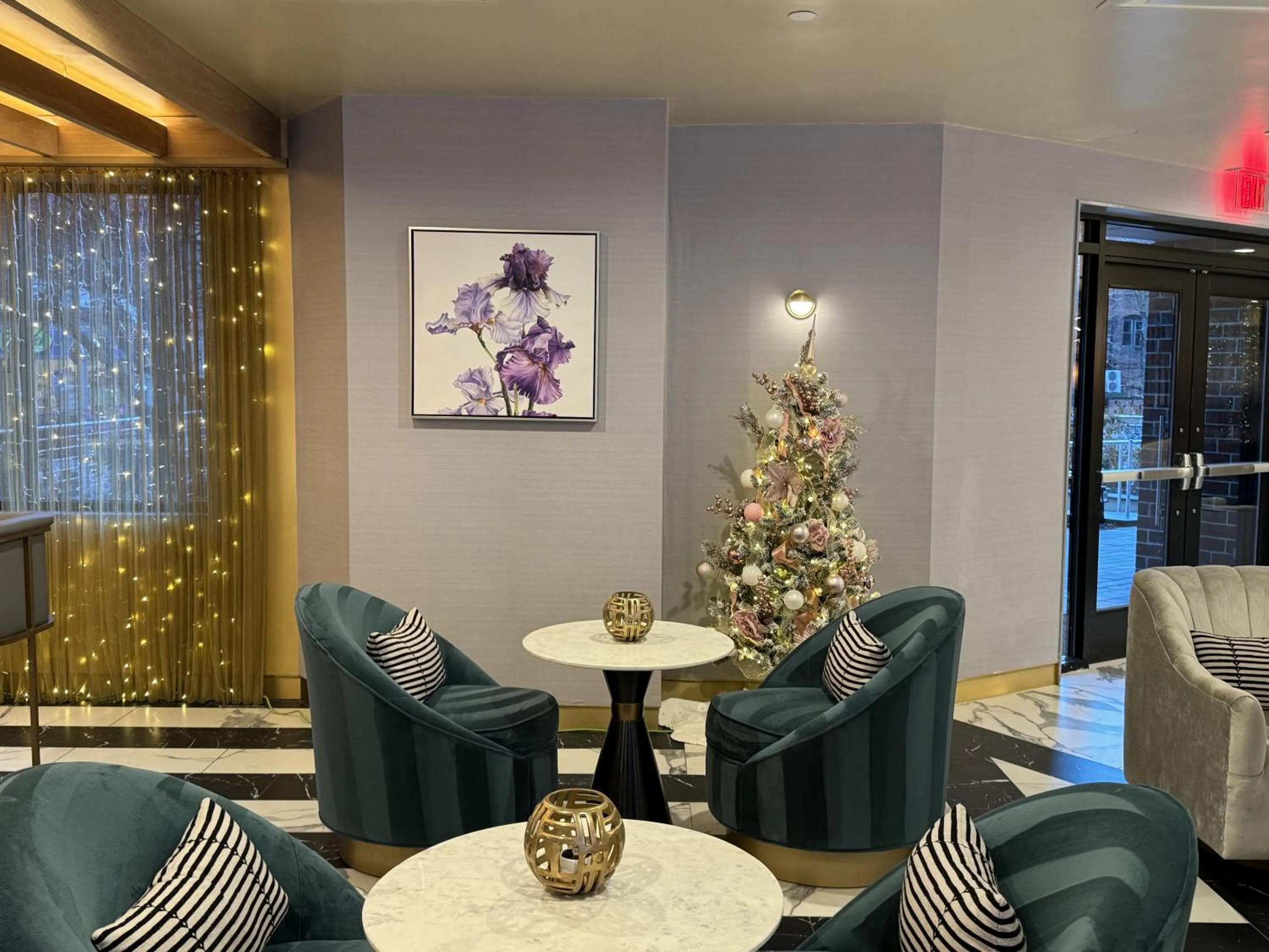 Lounge or bar in Iris Hotel Boston