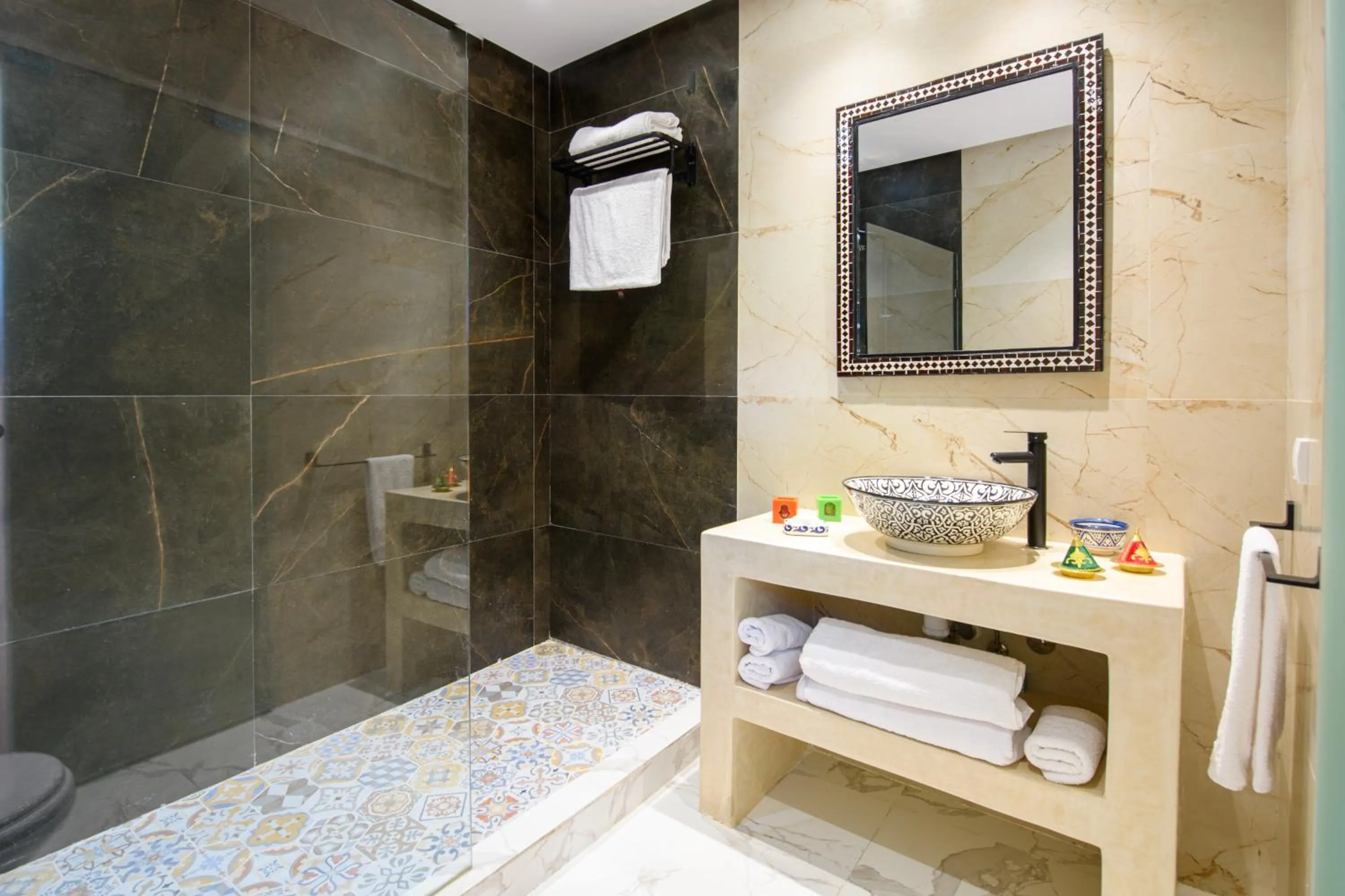 Luxurious Riad Center Rabat Dar Al Jeld