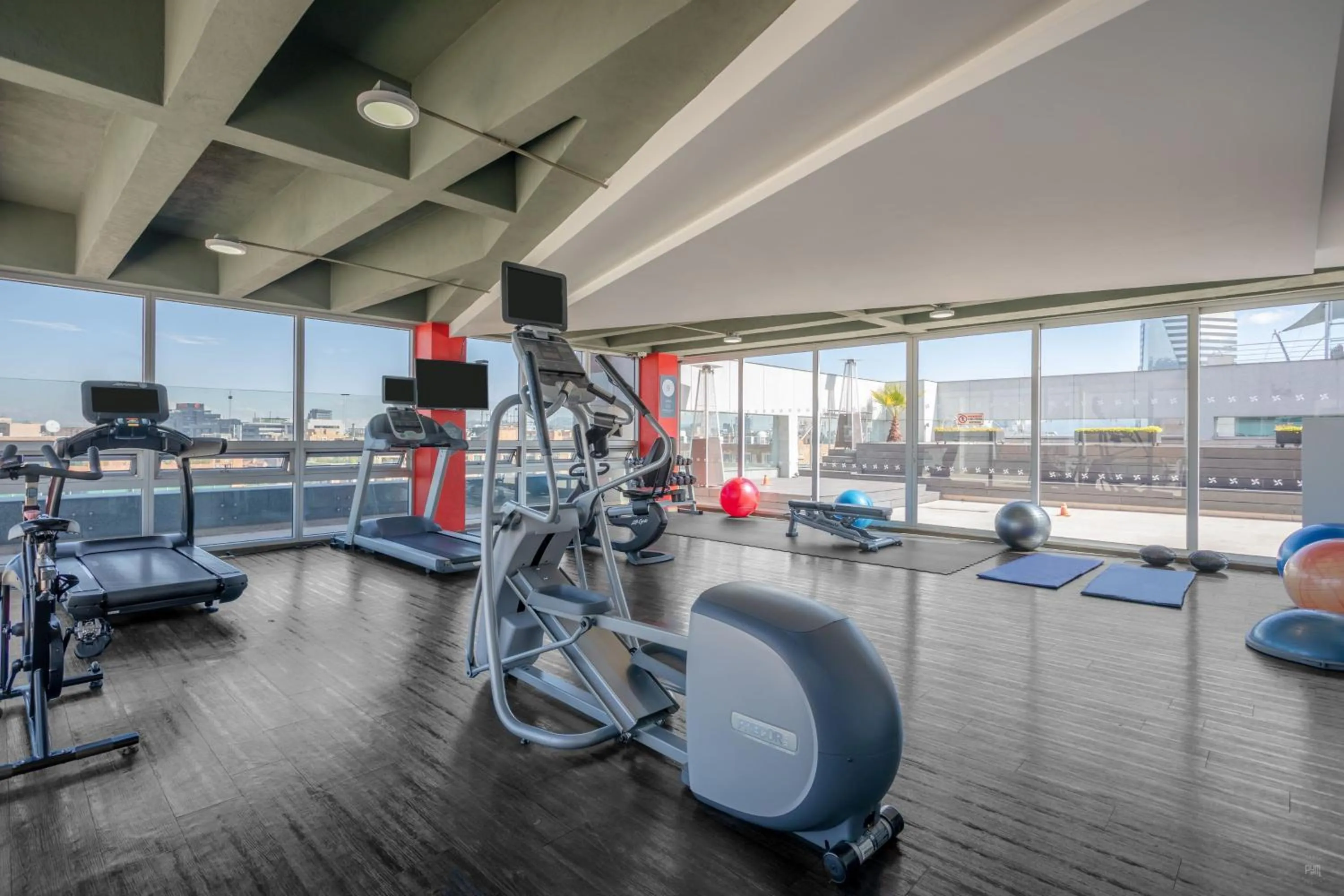 Fitness centre/facilities in Four Points By Sheraton Bogota