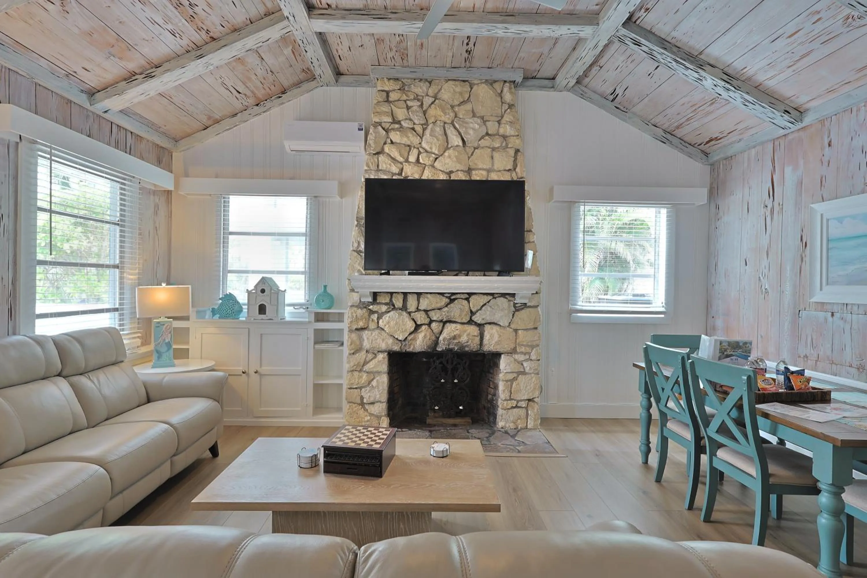 Living room in The Inn on Siesta Key