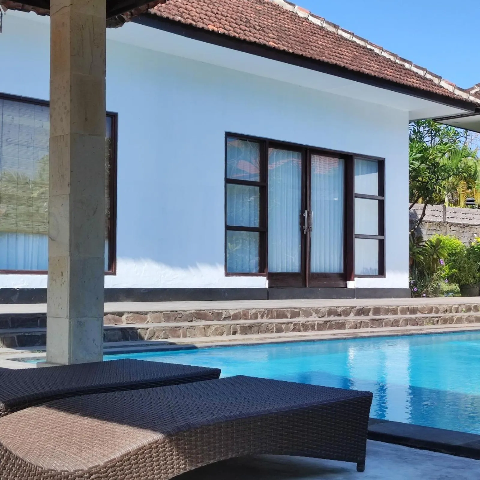 Pool view in Lovina Villa Cinta