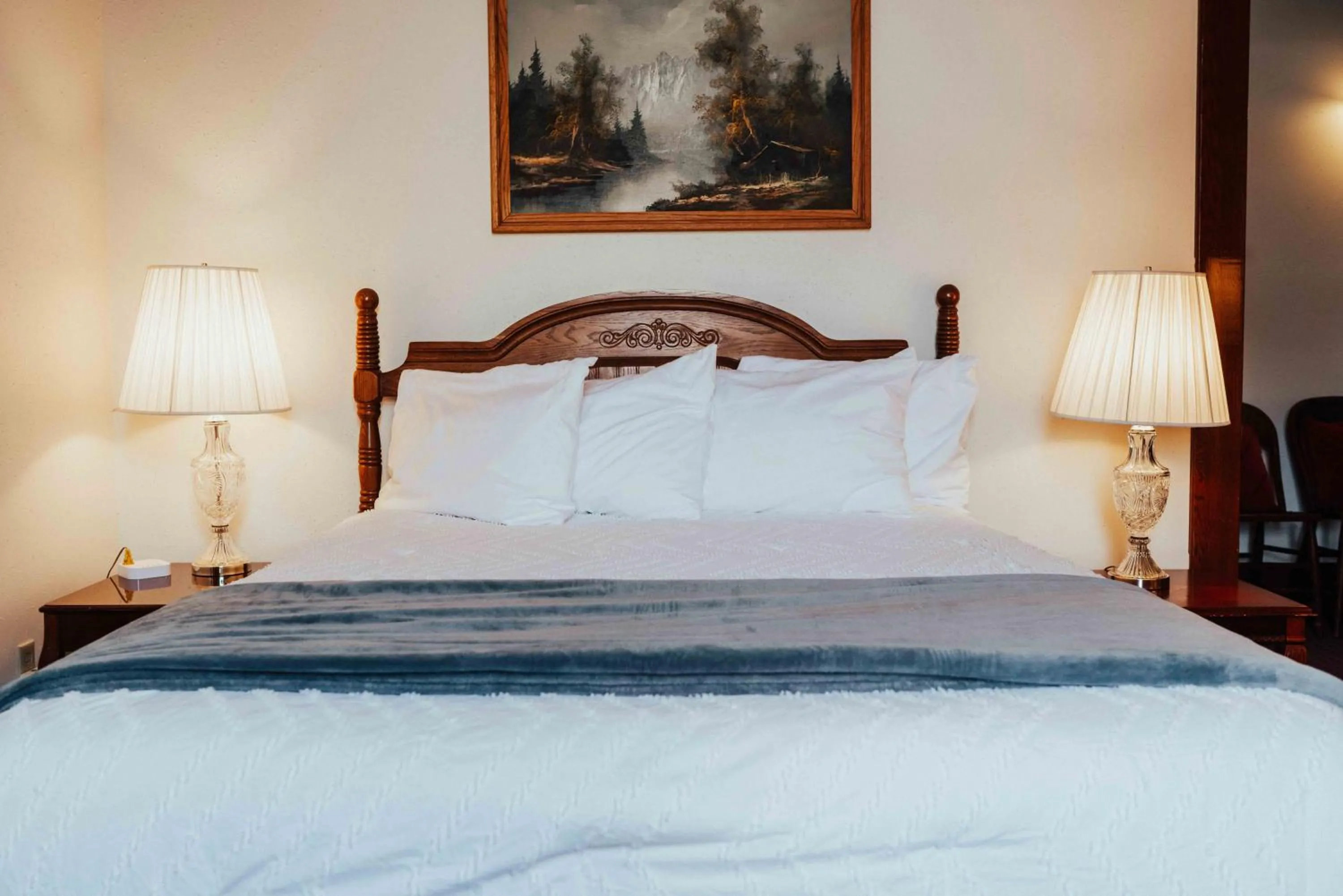 Bed in Town Hall Inn