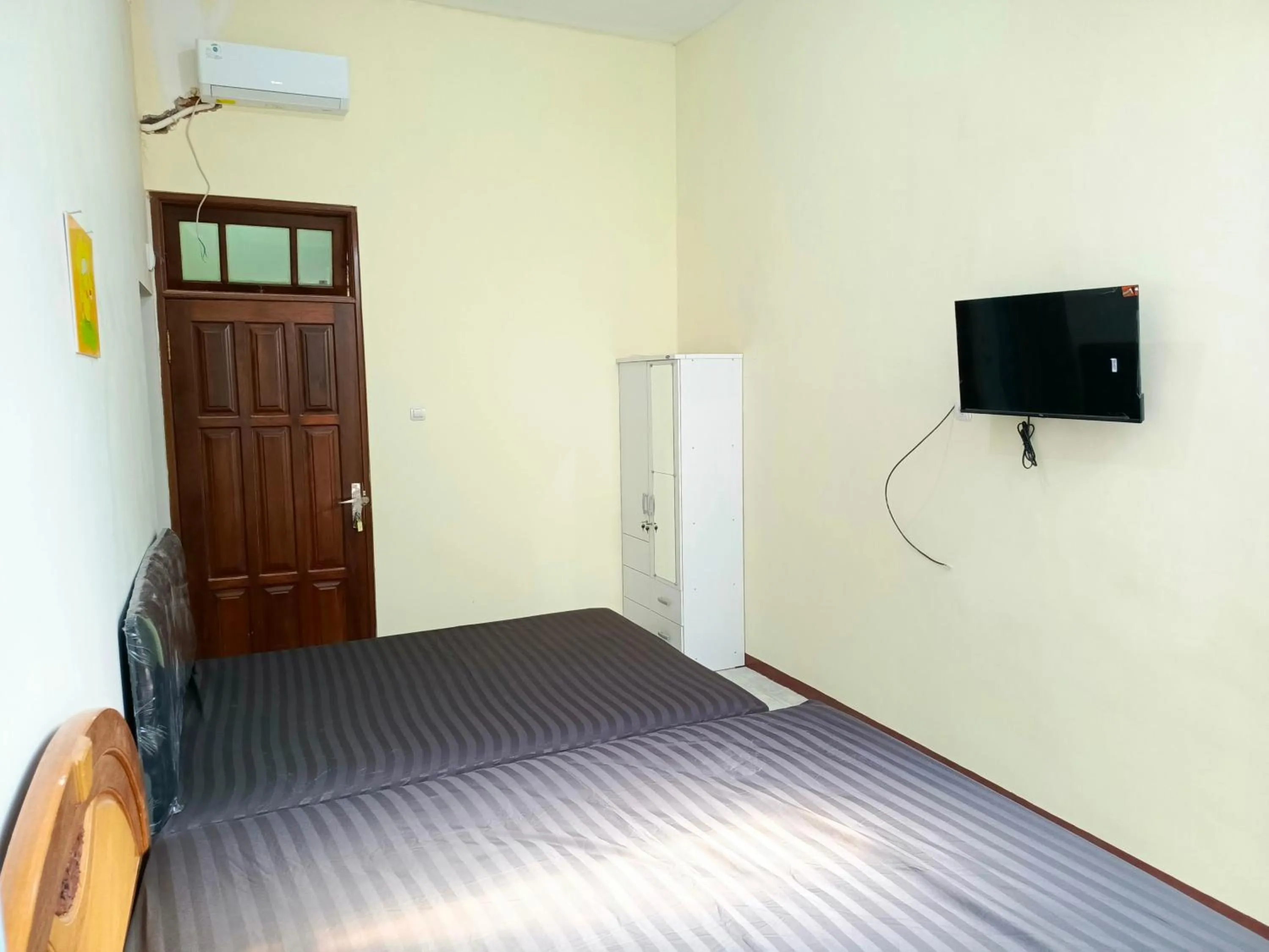 Bed in Bebek Kuning Residence