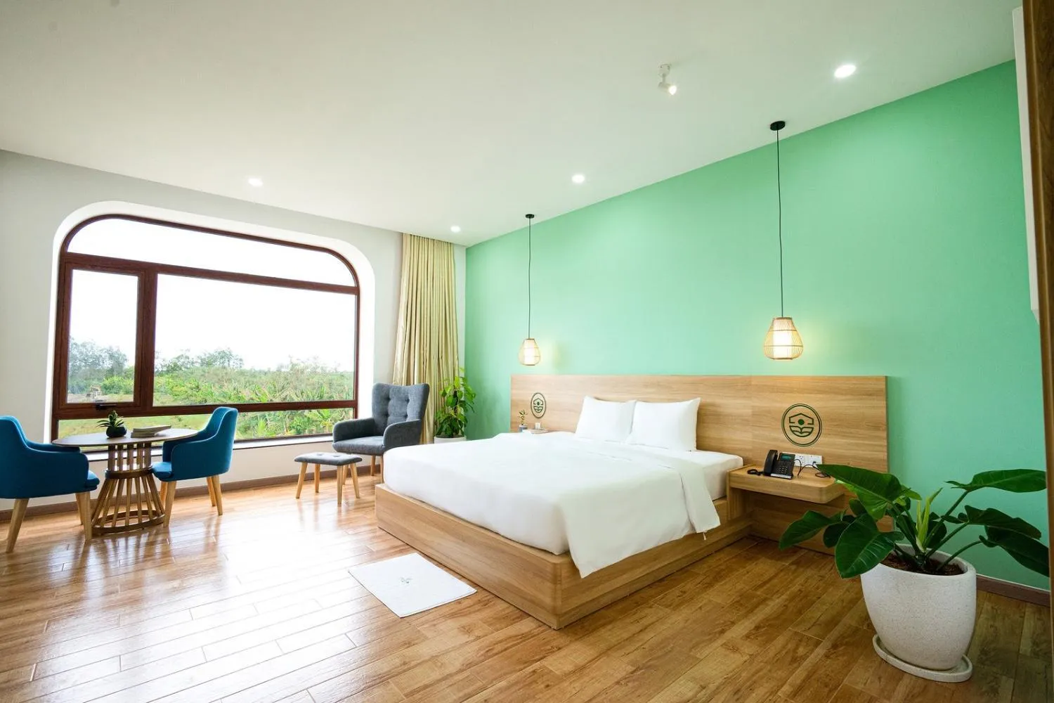 Bed in VinaEcolife Lodge