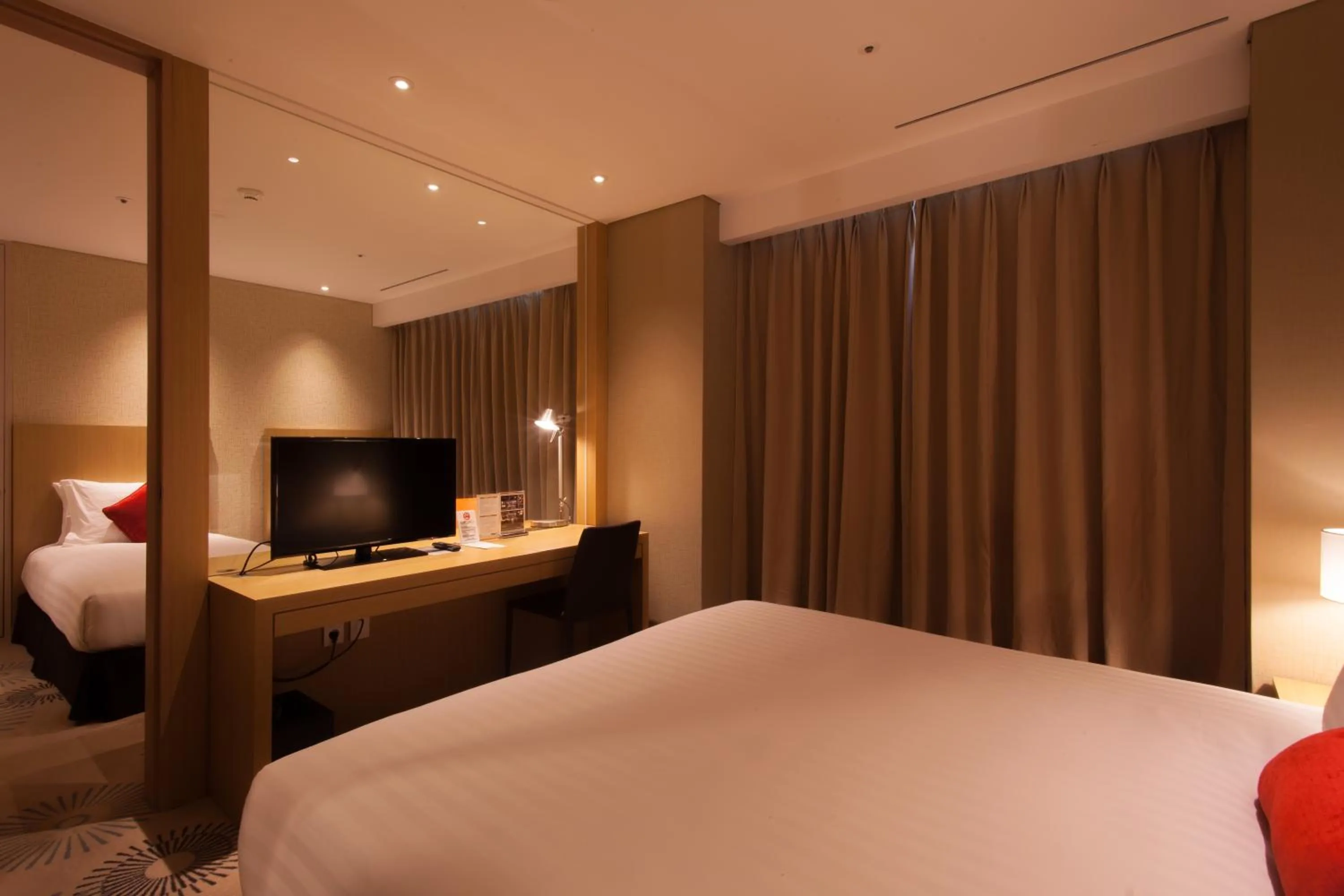 Bed in Solaria Nishitetsu Hotel Busan