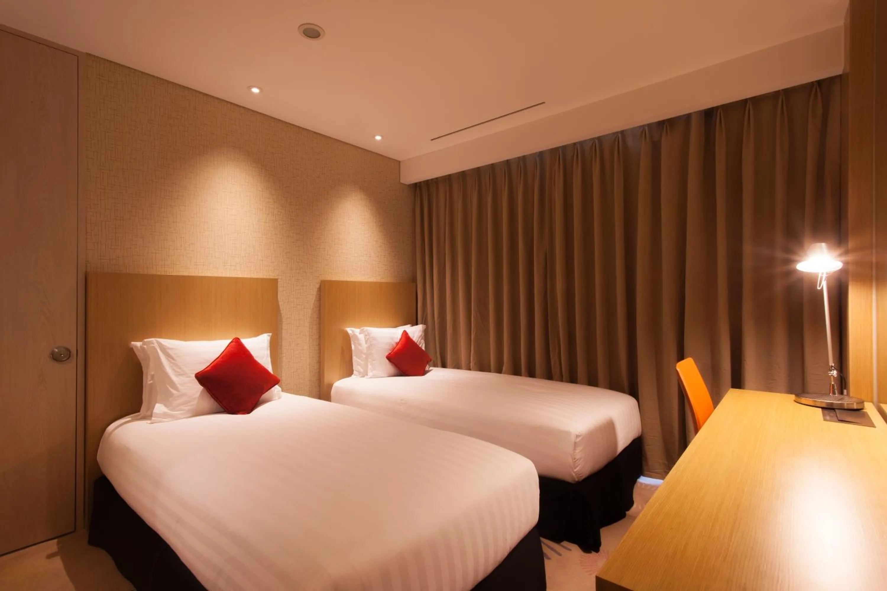 Bed in Solaria Nishitetsu Hotel Busan