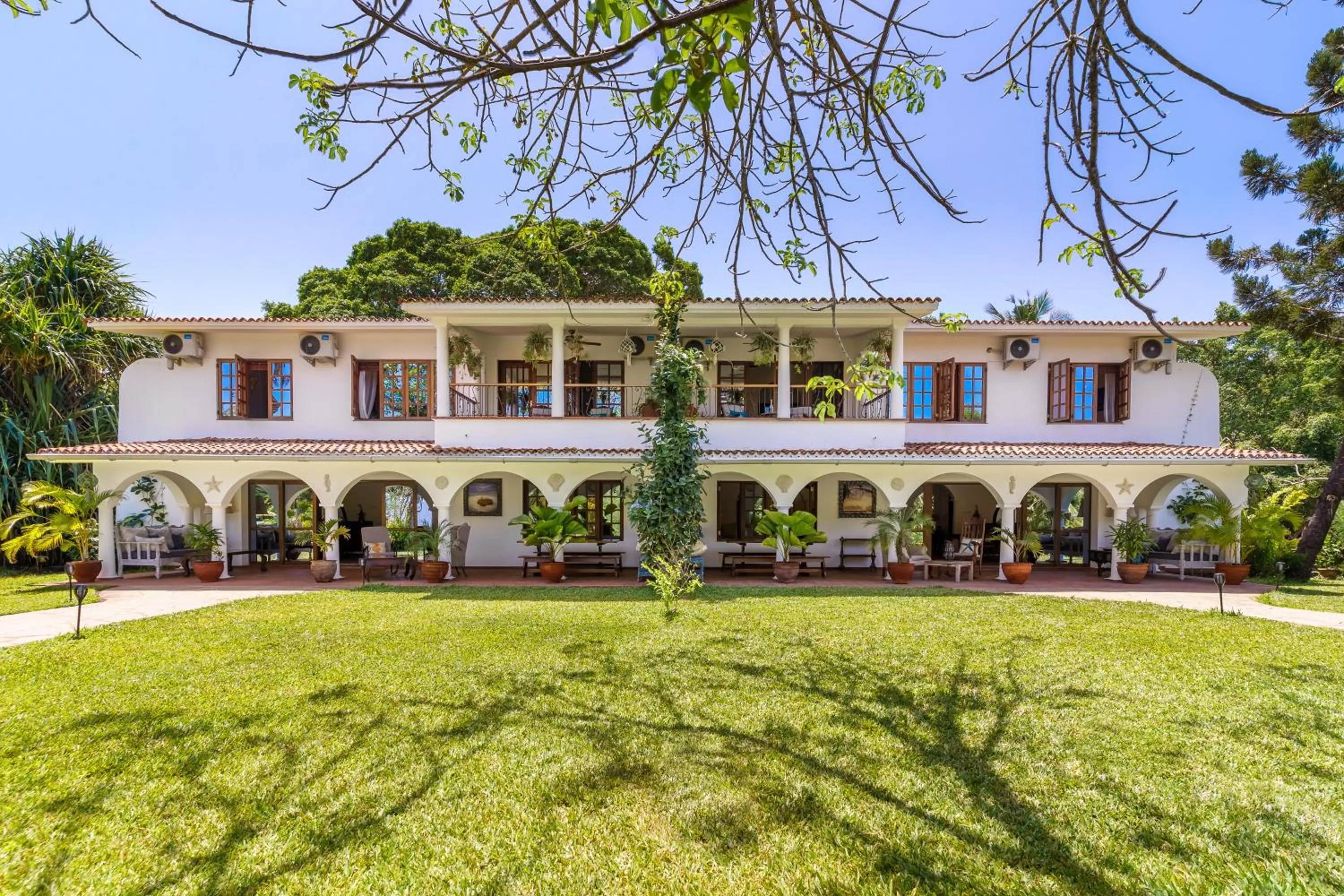 Property building in Lazy Days