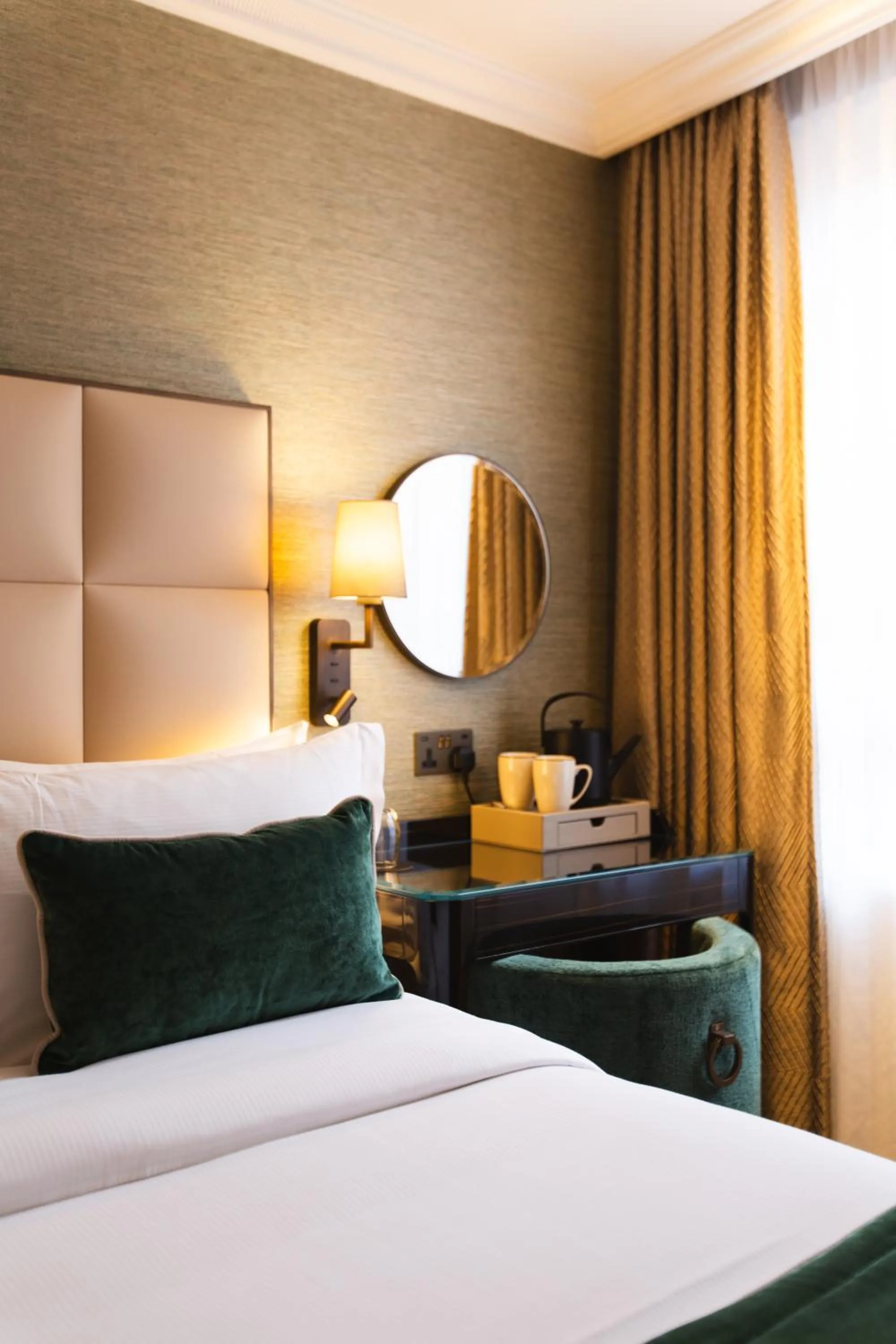 Bedroom, Bed in The Rathbone Hotel, Fitzrovia