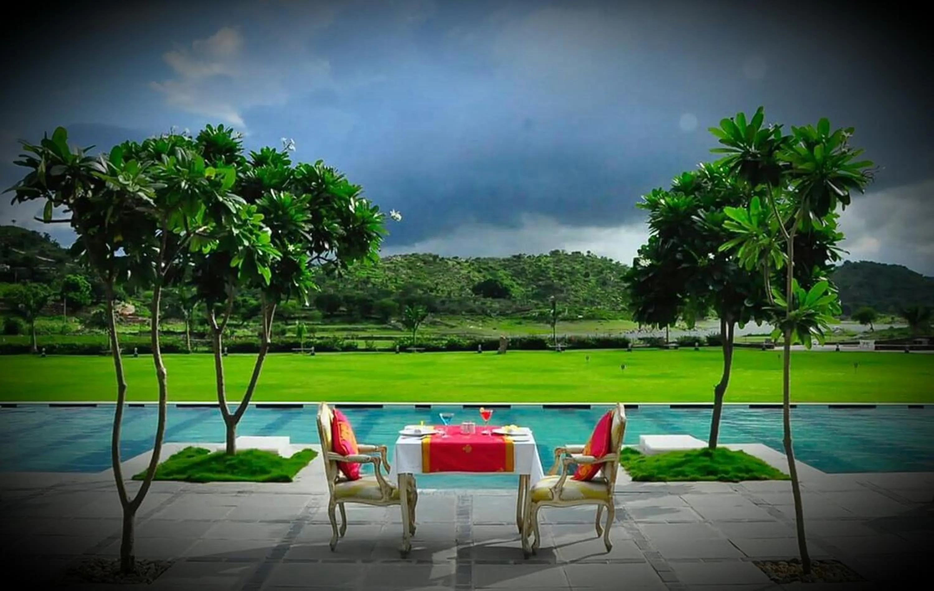 Restaurant/places to eat in TatSaraasa Resort & Spa, Udaipur