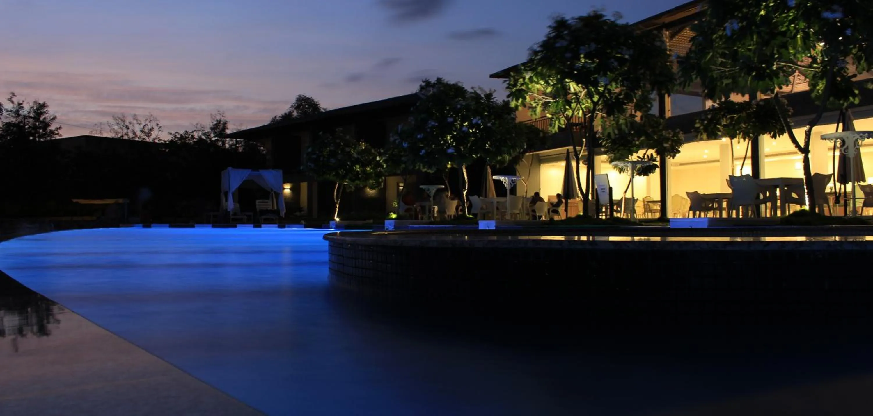 Swimming pool in TatSaraasa Resort & Spa, Udaipur