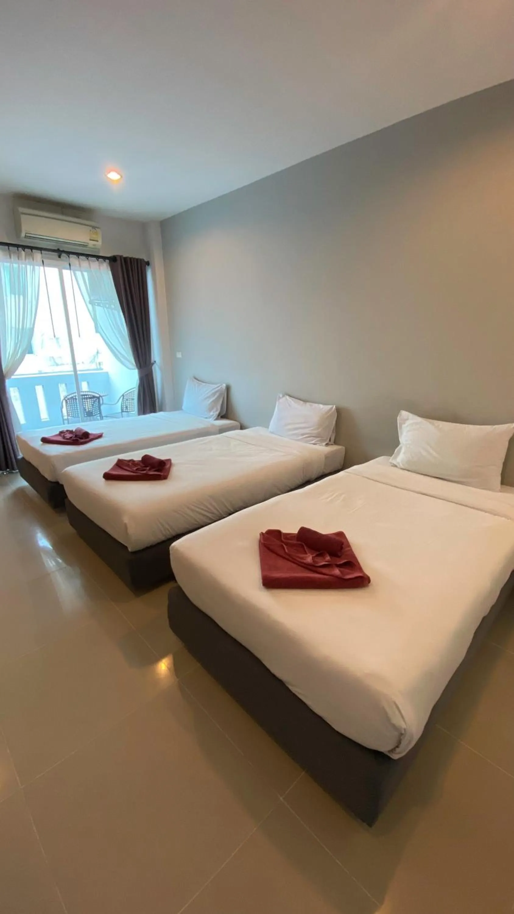 Balcony/Terrace, Bed in Karon Sea Side