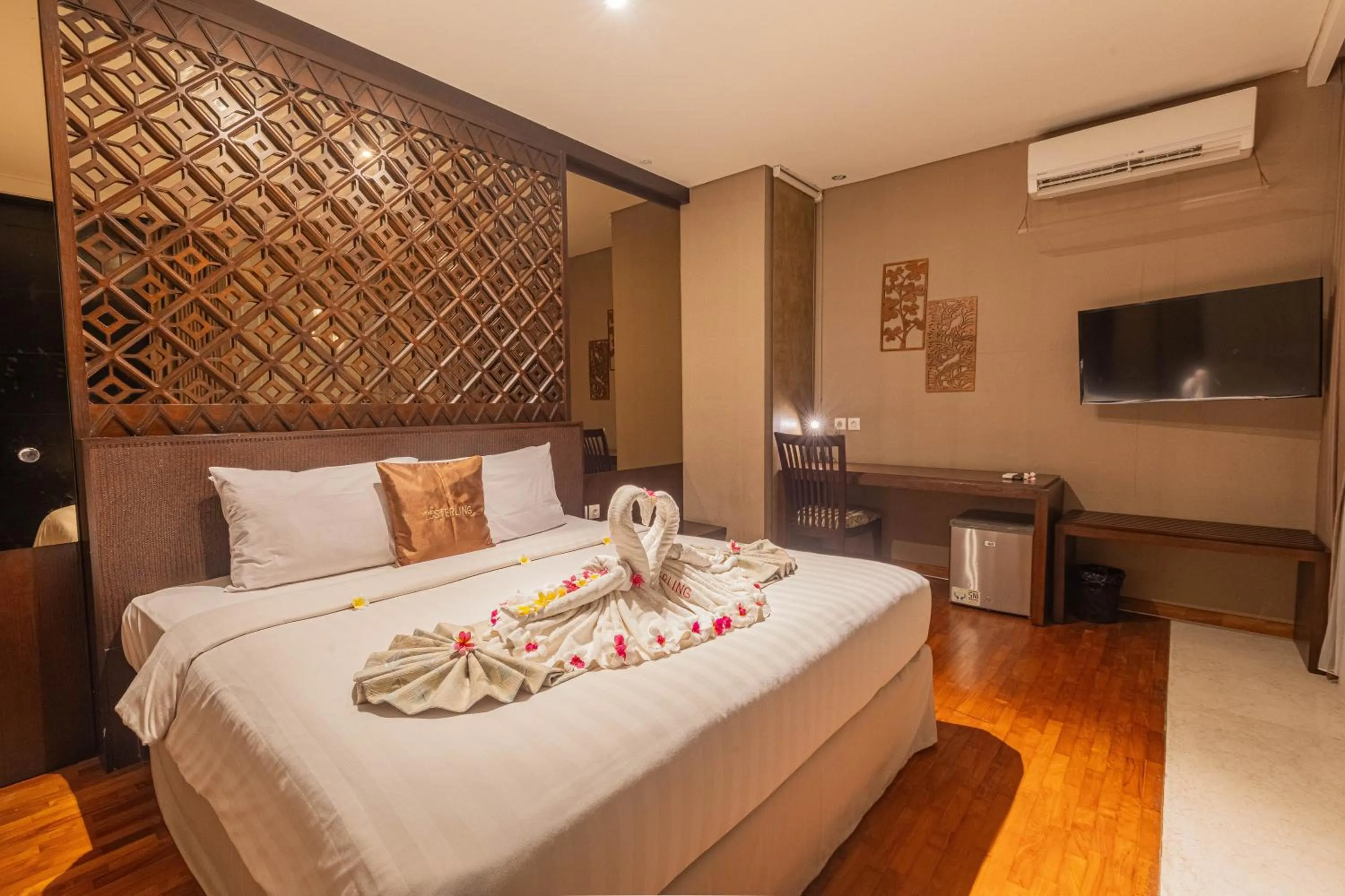 Bed in The Sterling Villas