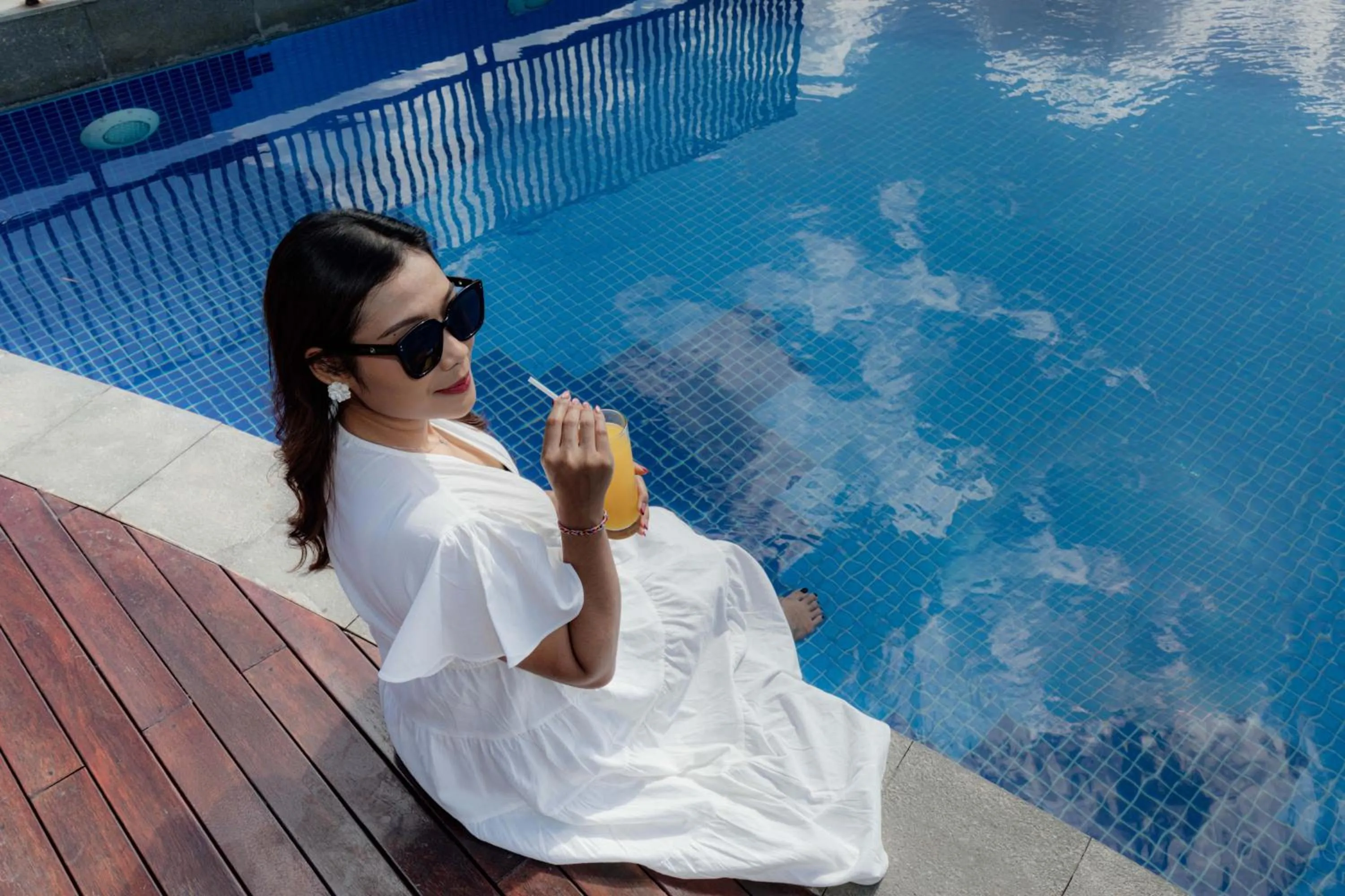 Guests in The Sterling Villas