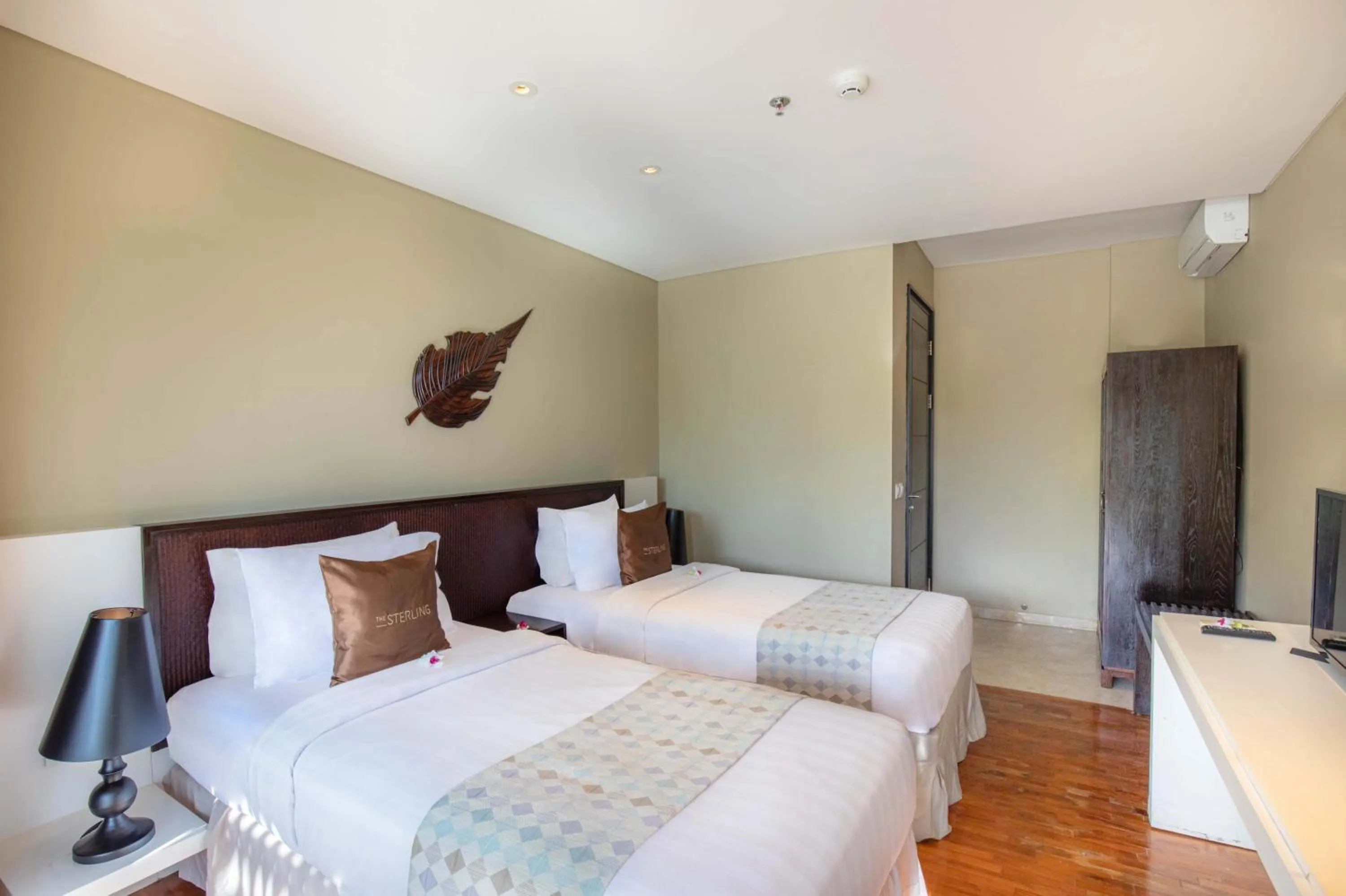 Bed in The Sterling Villas