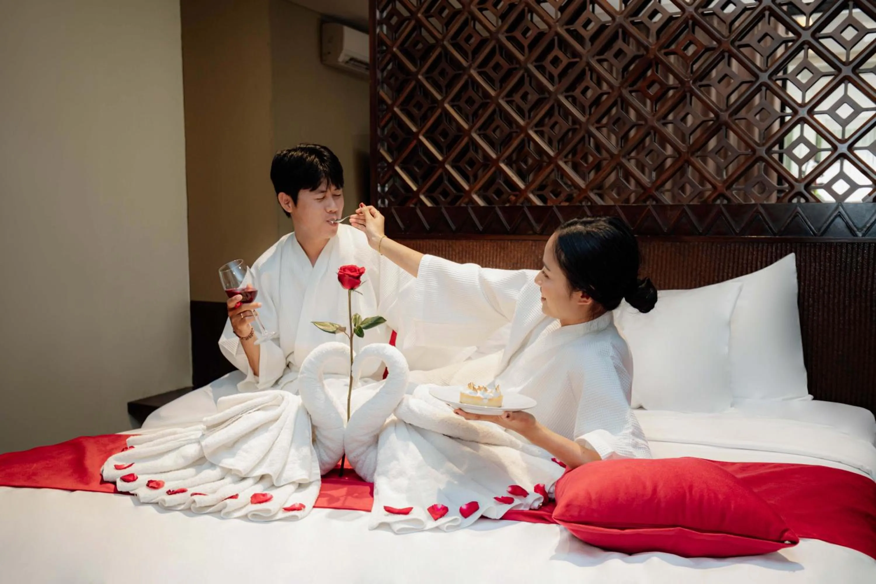 Bed in The Sterling Villas