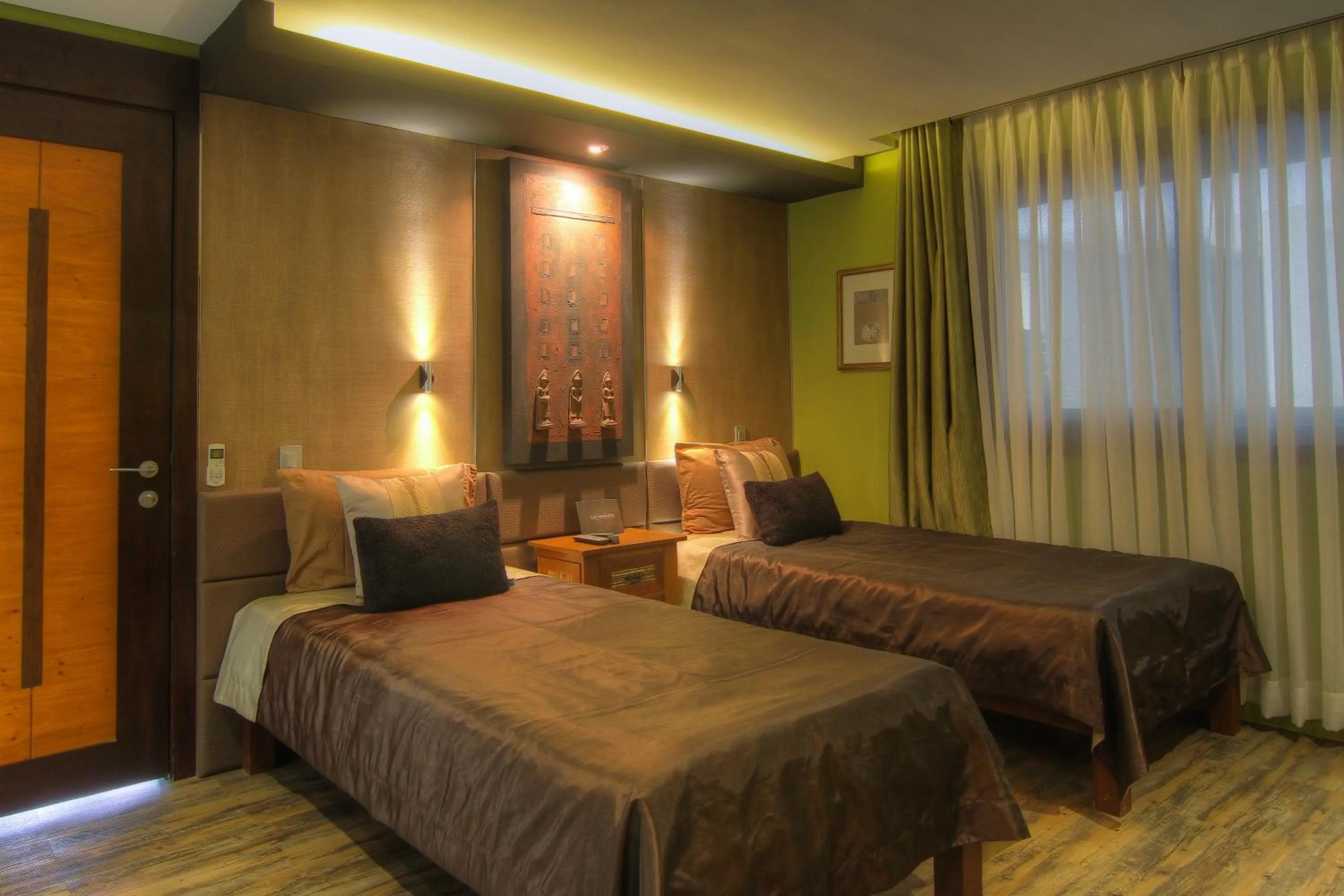 Photo of the whole room, Bed in Boracay Beach Houses