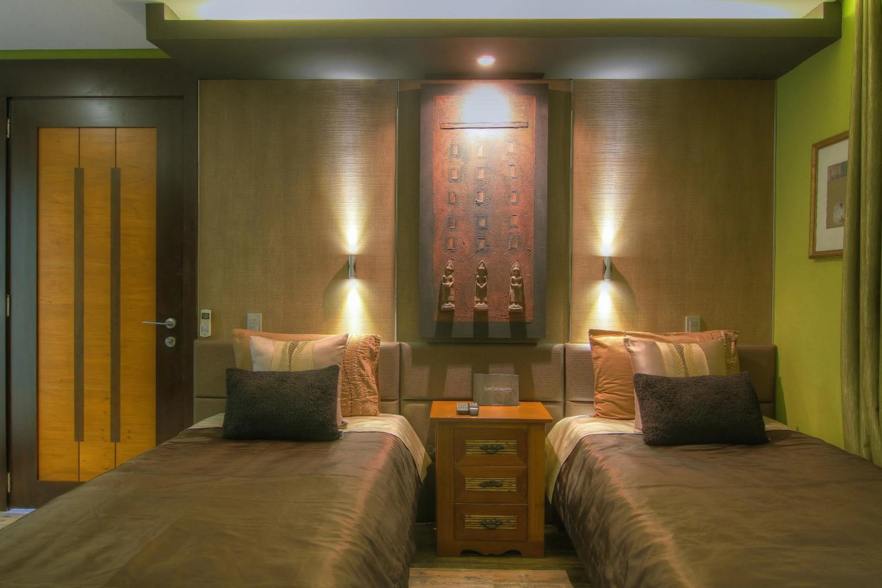 Bed in Boracay Beach Houses