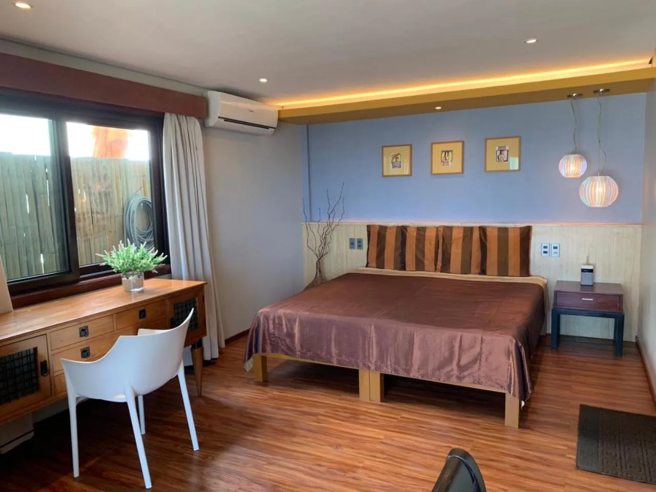 Bed in Boracay Beach Houses