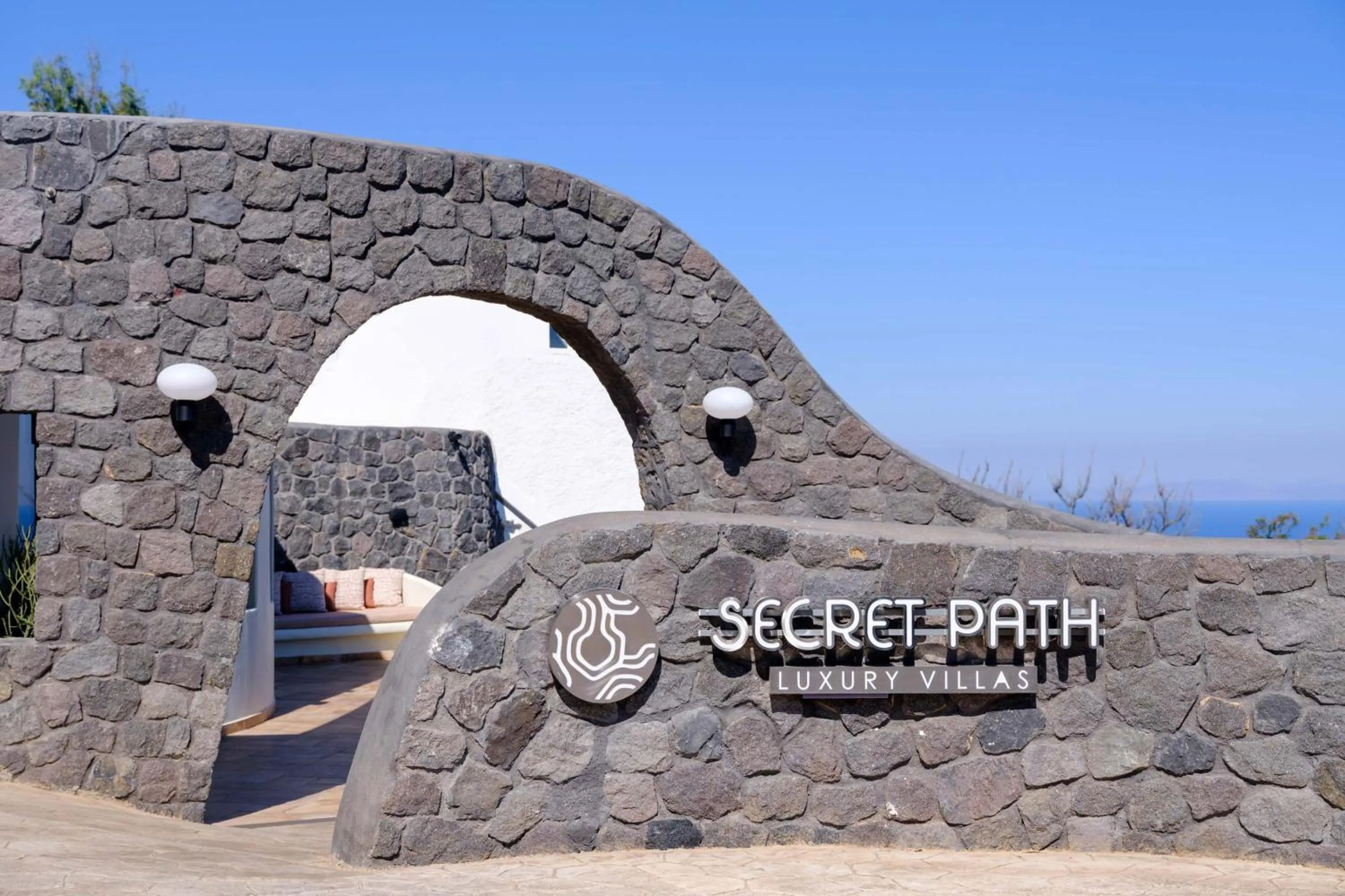 Lobby or reception in Secret Path Luxury Villas