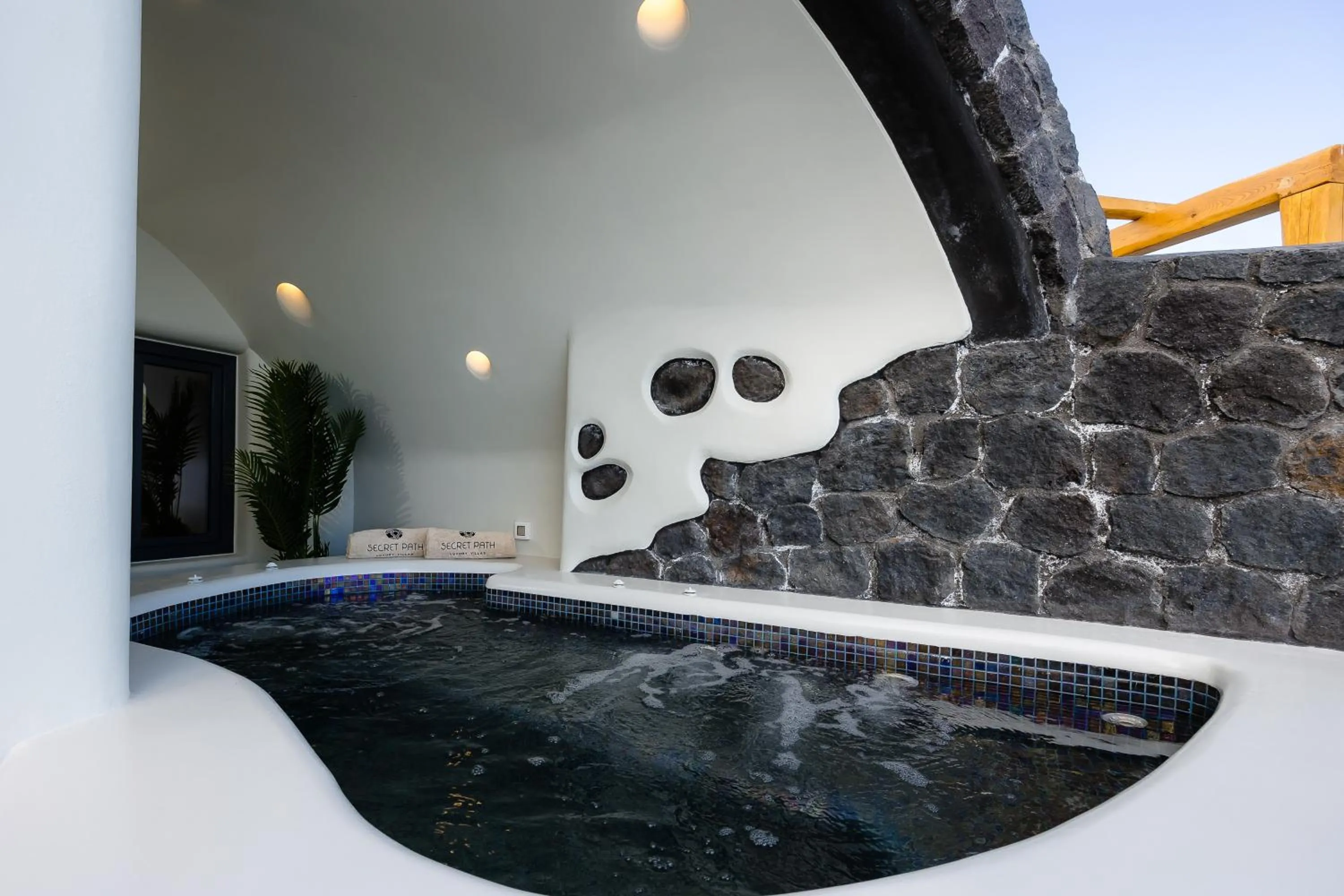 Hot Tub in Secret Path Luxury Villas
