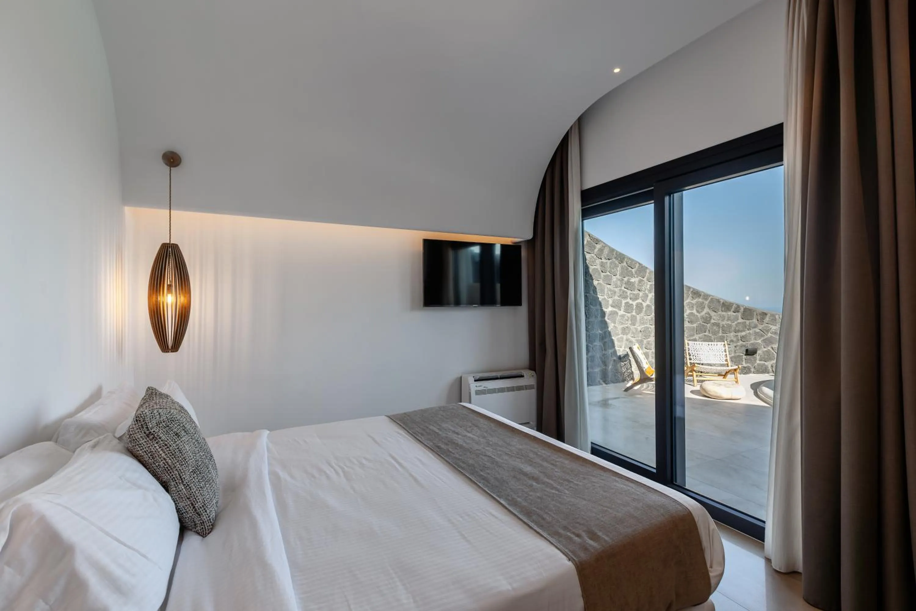 Bed in Secret Path Luxury Villas