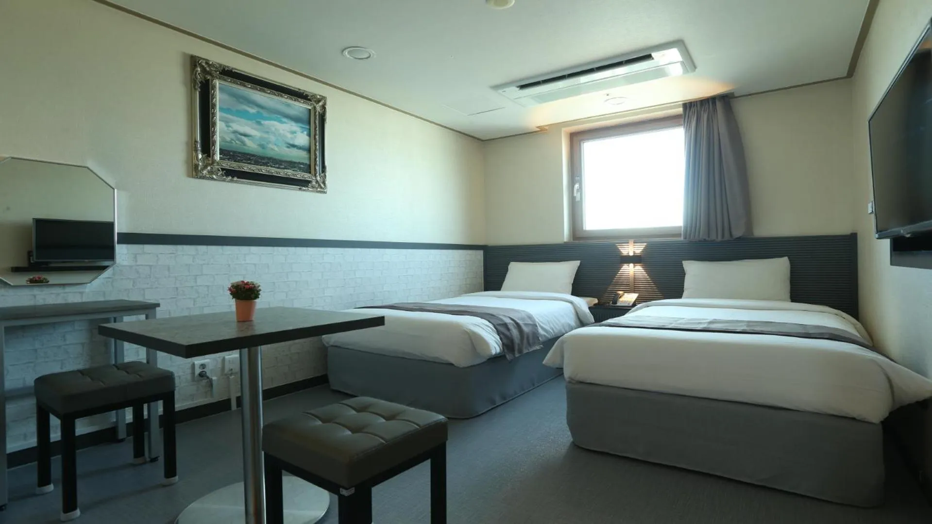 Bed in Golden City Hotel Dongdaemun