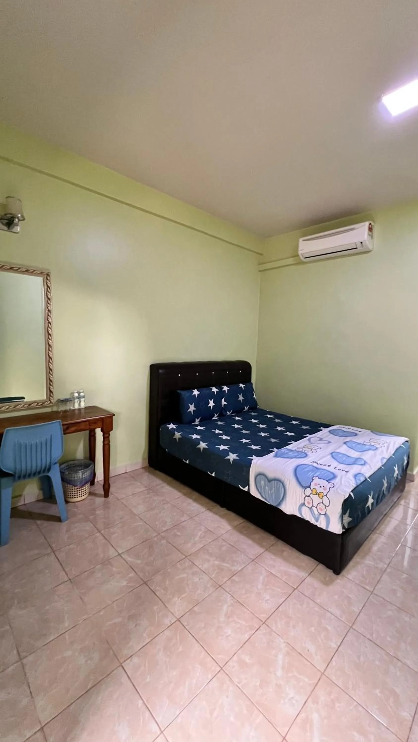 Bed in Country house Pulai Holiday Village