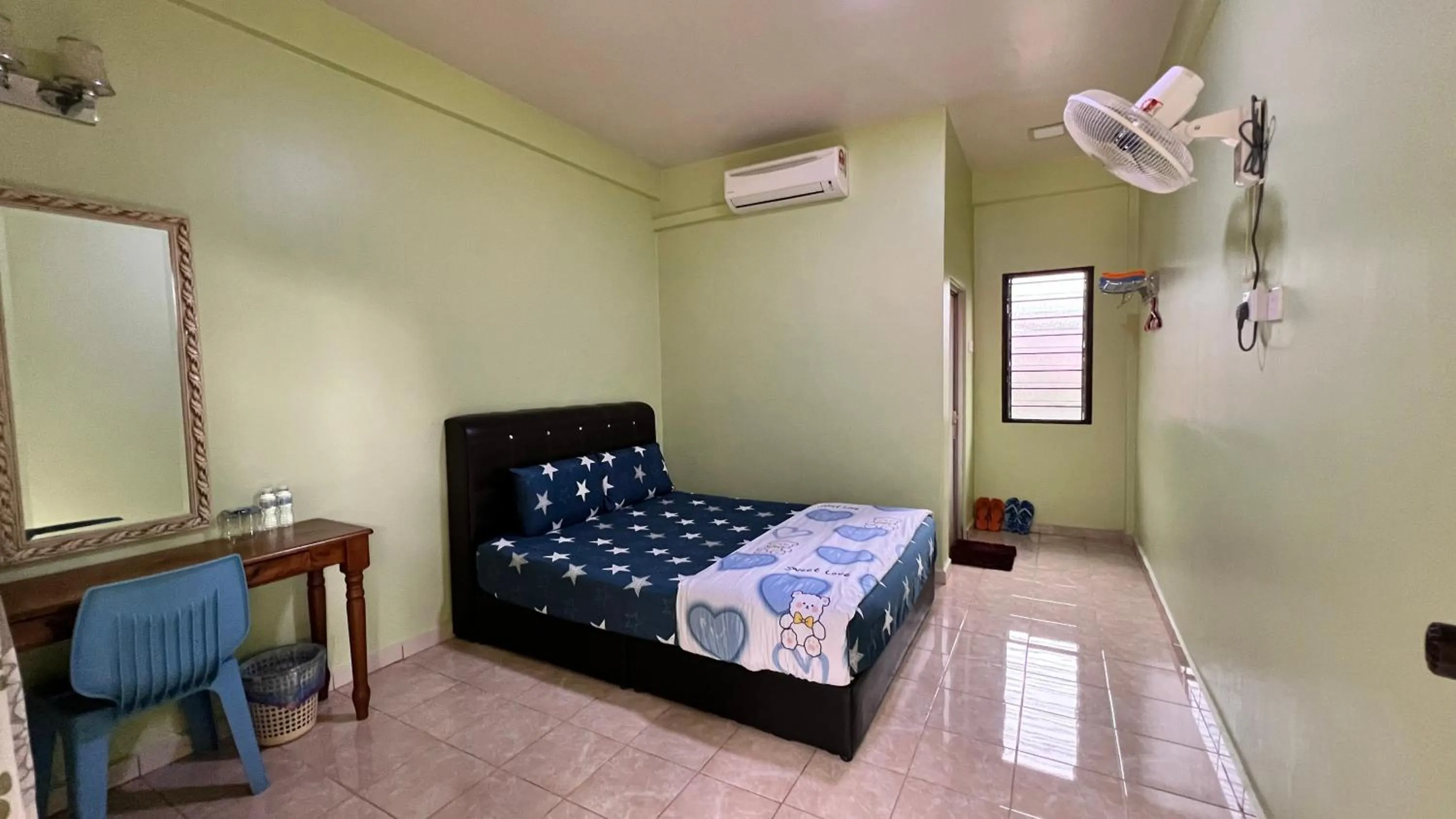 Bed in Country house Pulai Holiday Village