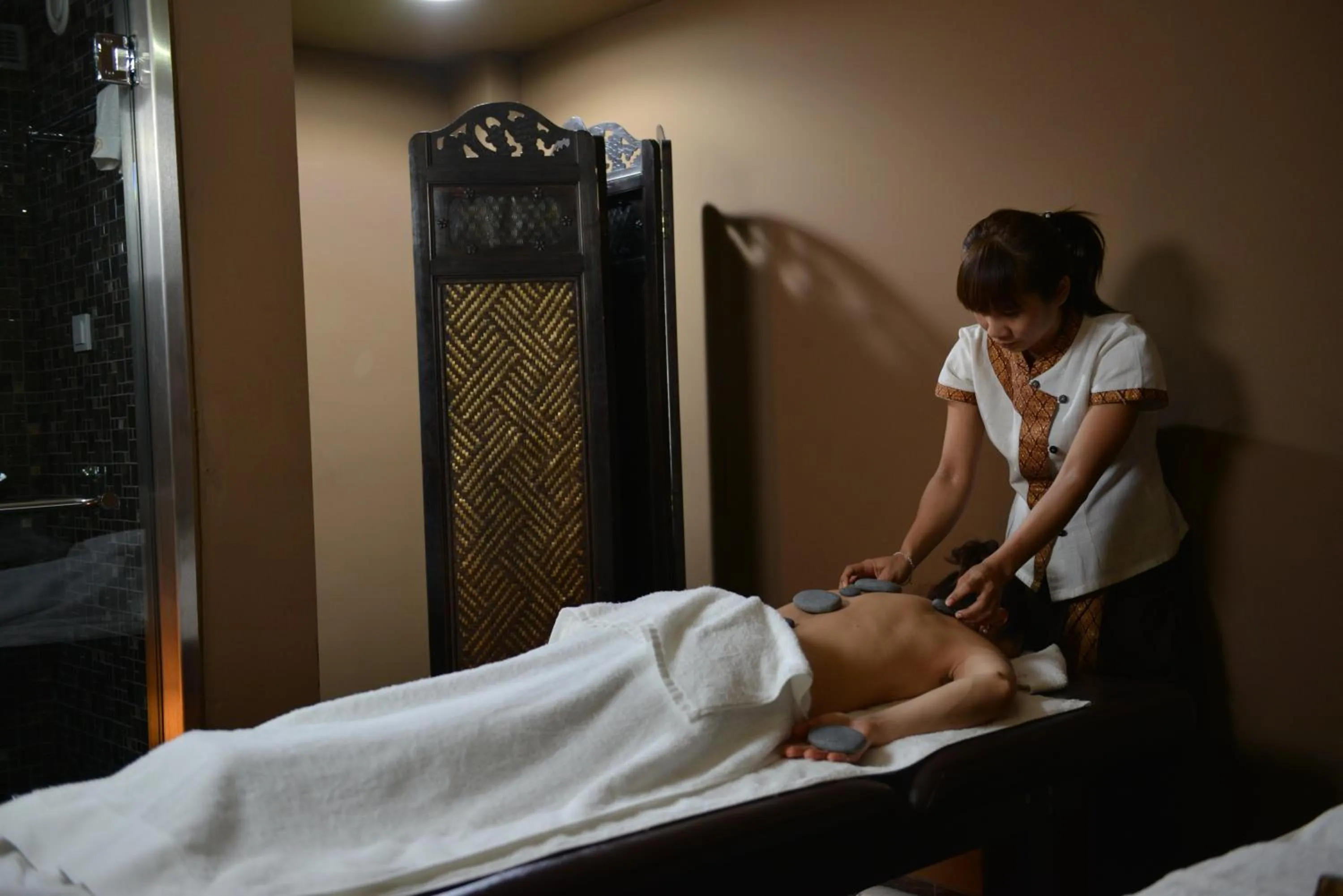 Massage in Bushi Resort & SPA