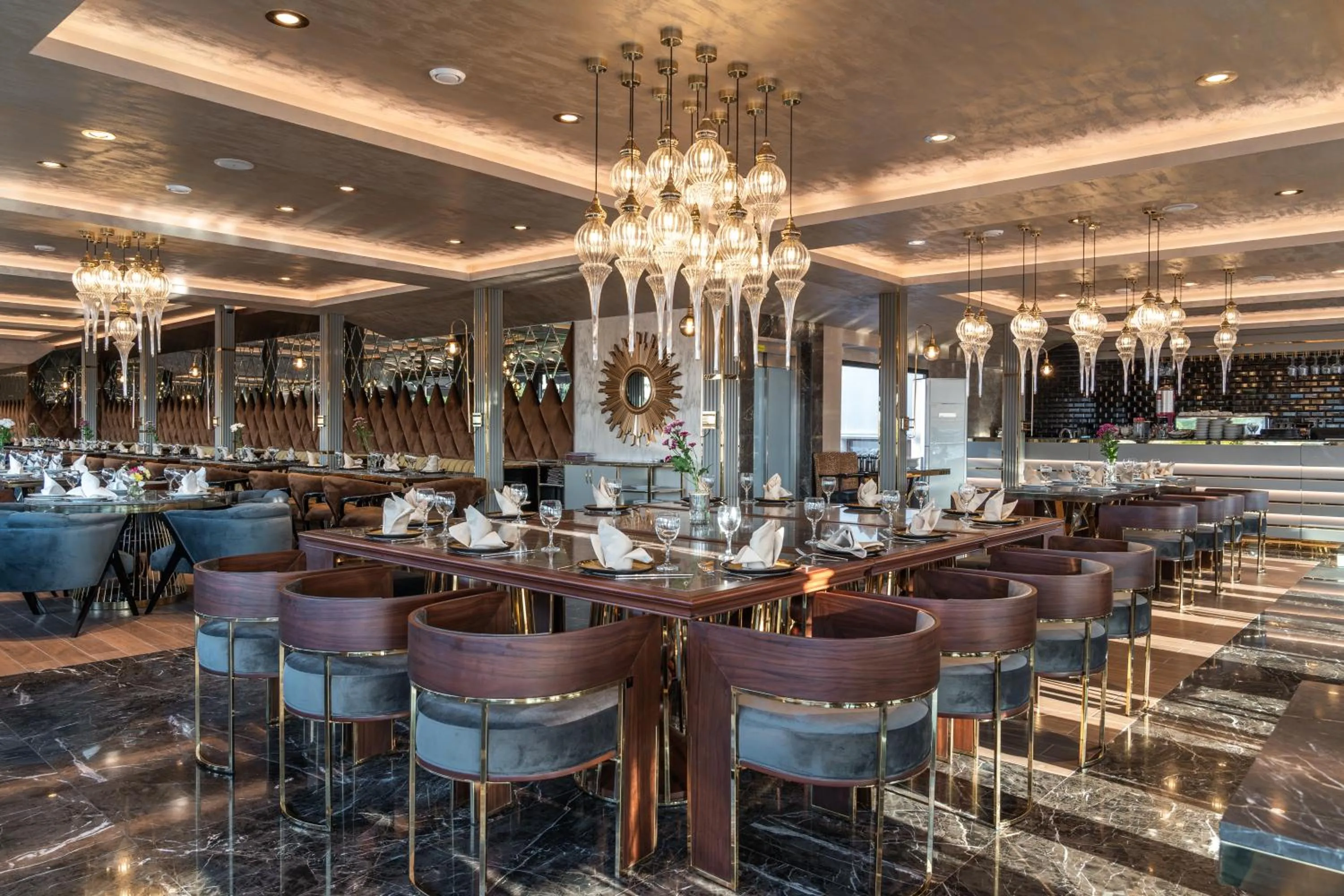 Restaurant/places to eat in Bushi Resort & SPA