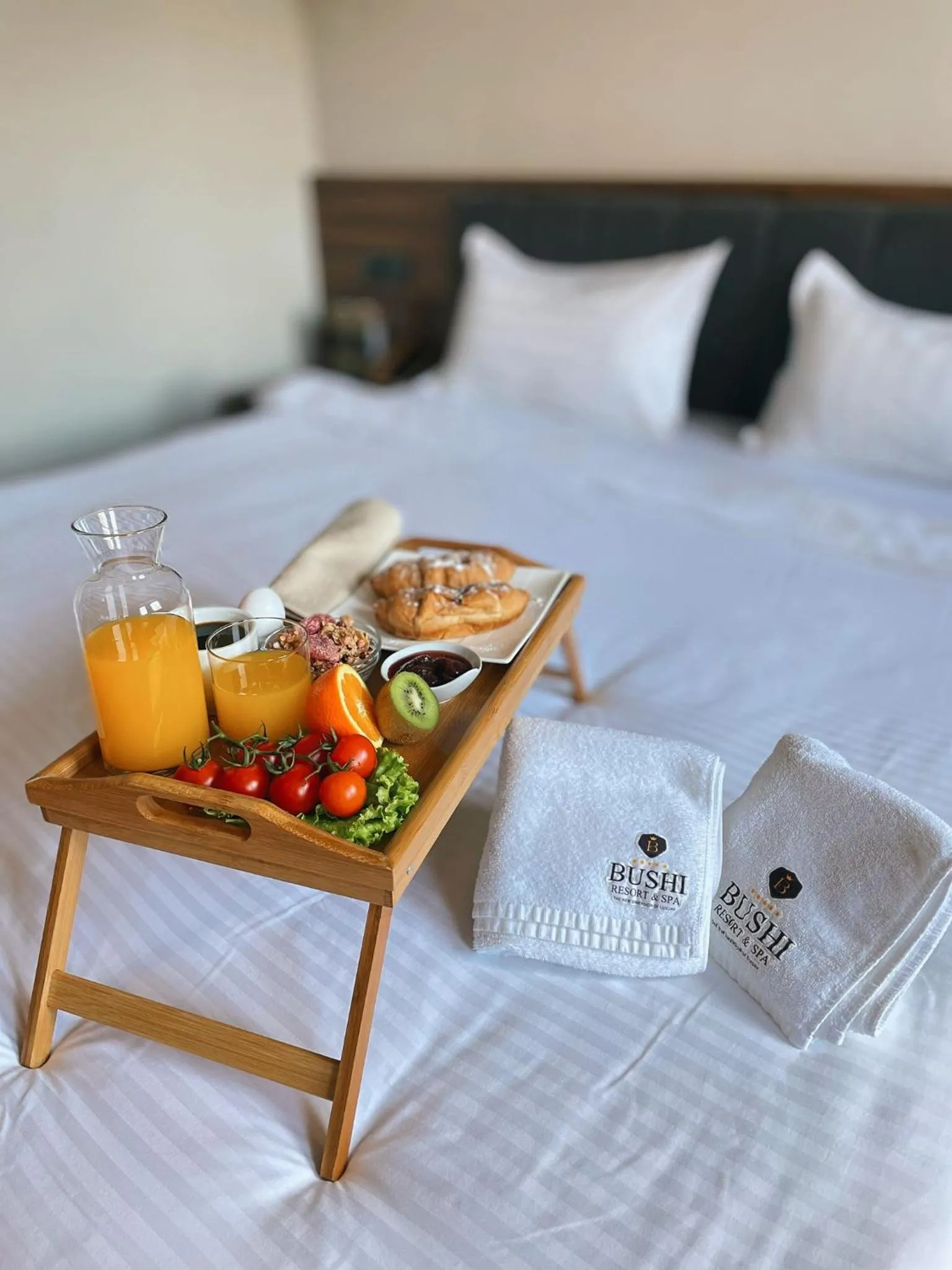 Bed in Bushi Resort & SPA