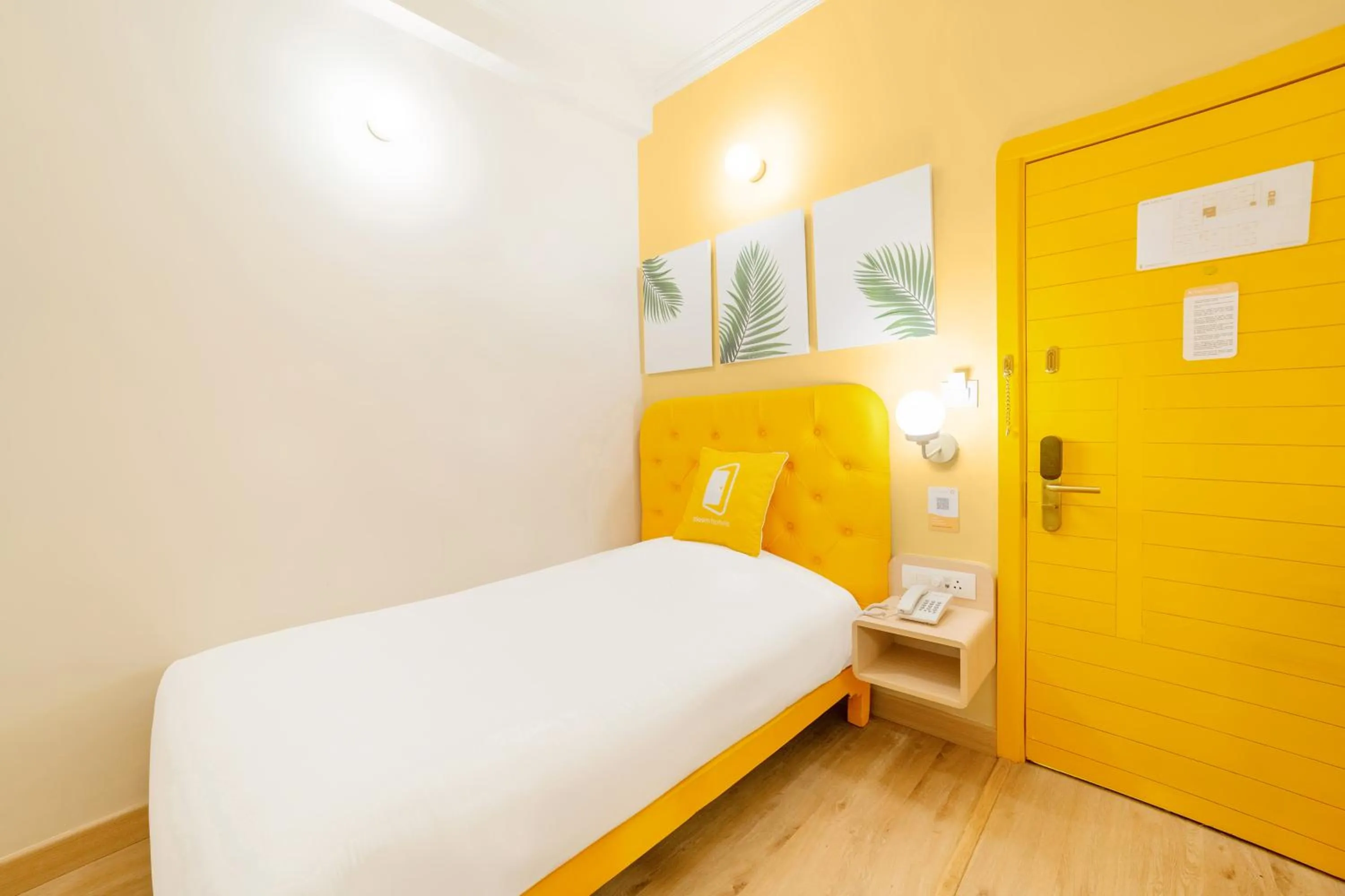 Bedroom, Bed in Bloom Hotel - CR Park