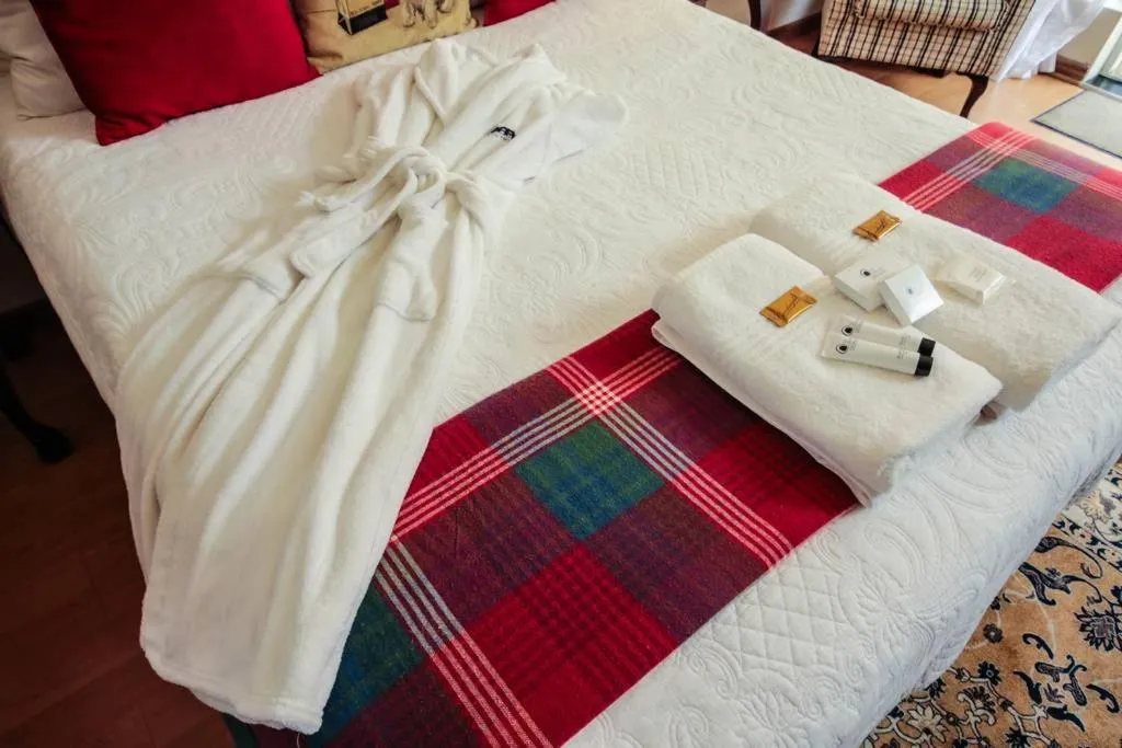 Bed in Aberdeen House