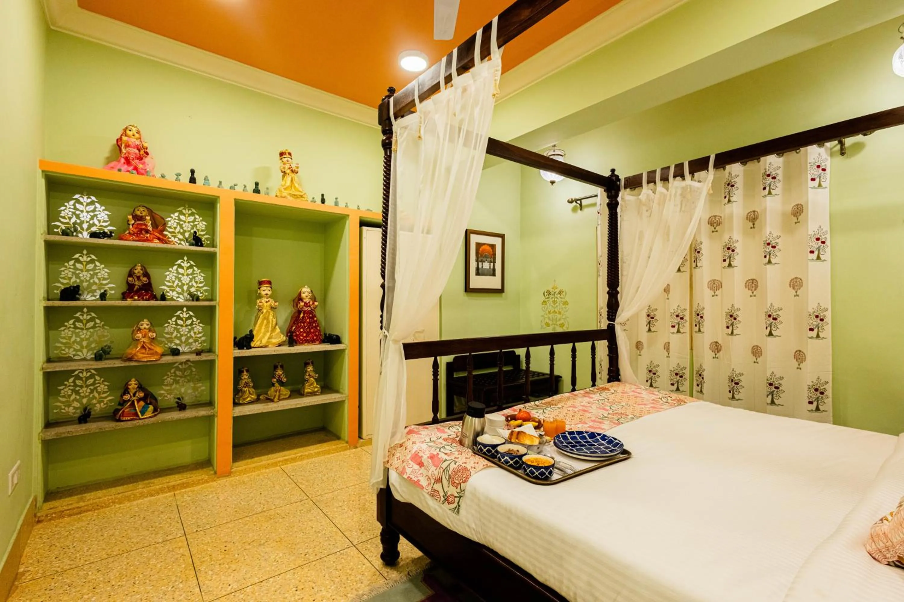 Bedroom, Bed in Sheel Mahal- Near Hawa Mahal