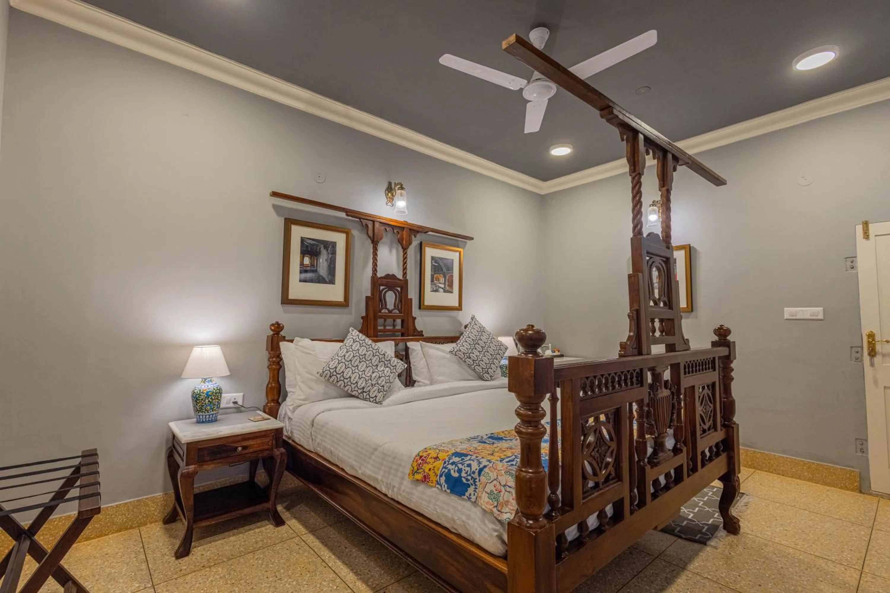 Bedroom, Bed in Sheel Mahal- Near Hawa Mahal