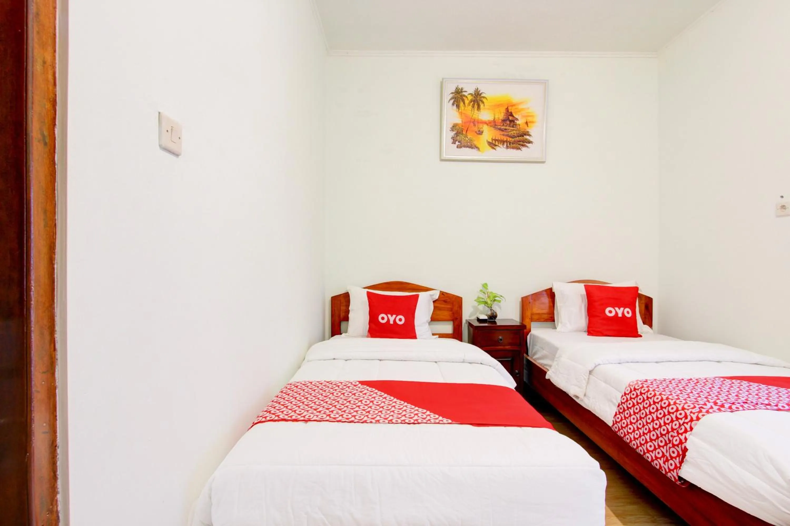 Bedroom, Bed in Hotel O Mbah Carik Homestay Syari'ah