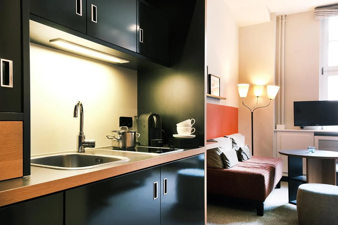 Coffee/tea facilities in Apartment040