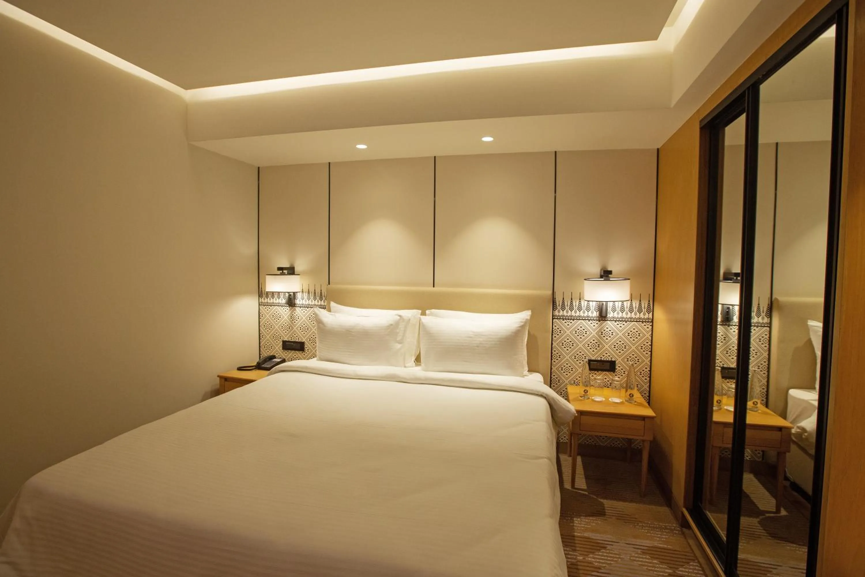 Bed in ARISTA BY AMBITION