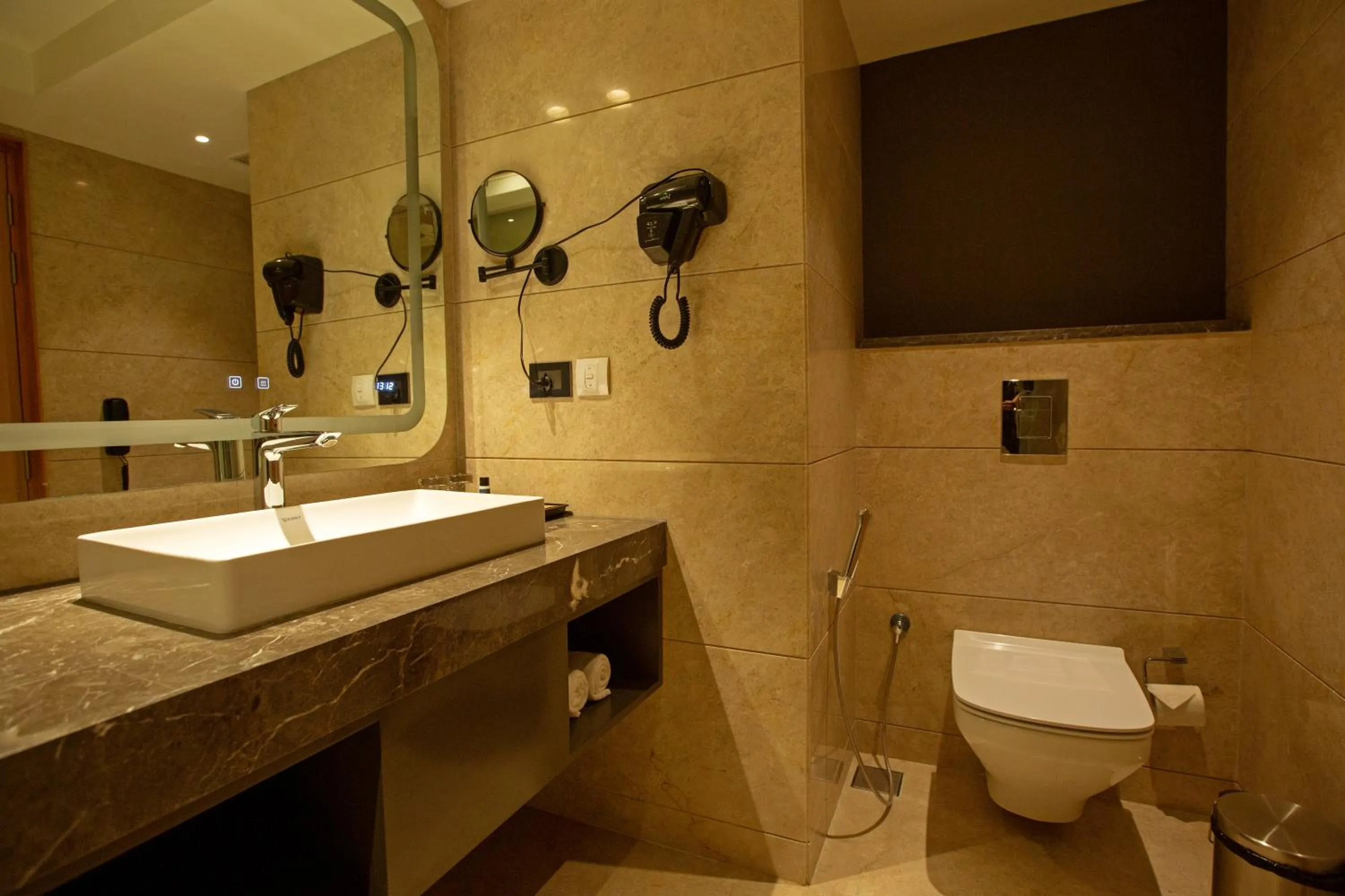 Bathroom in ARISTA BY AMBITION