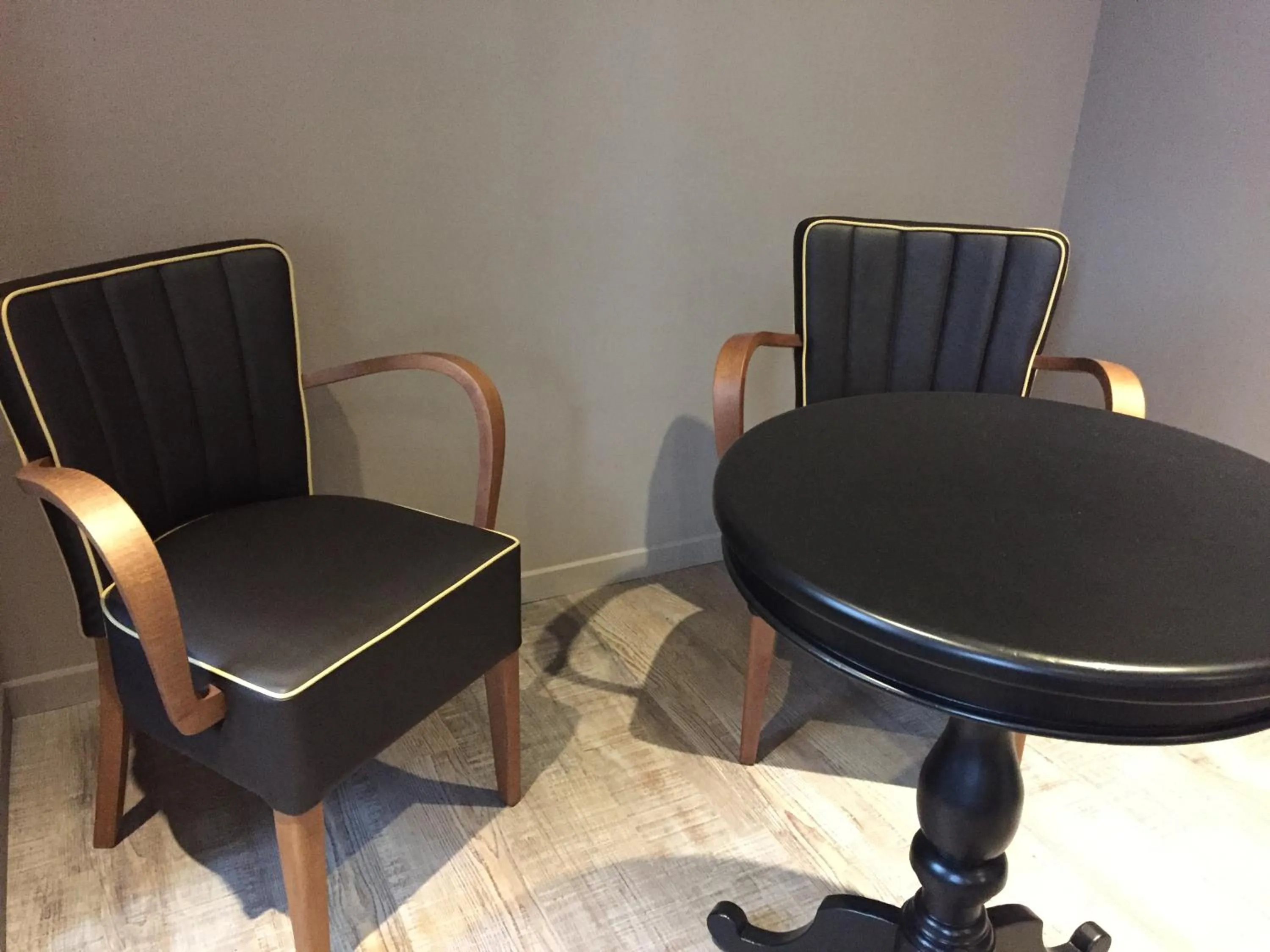 Seating area in Le Clos du miroir