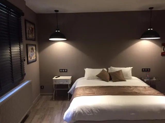 Bed in Le Clos du miroir