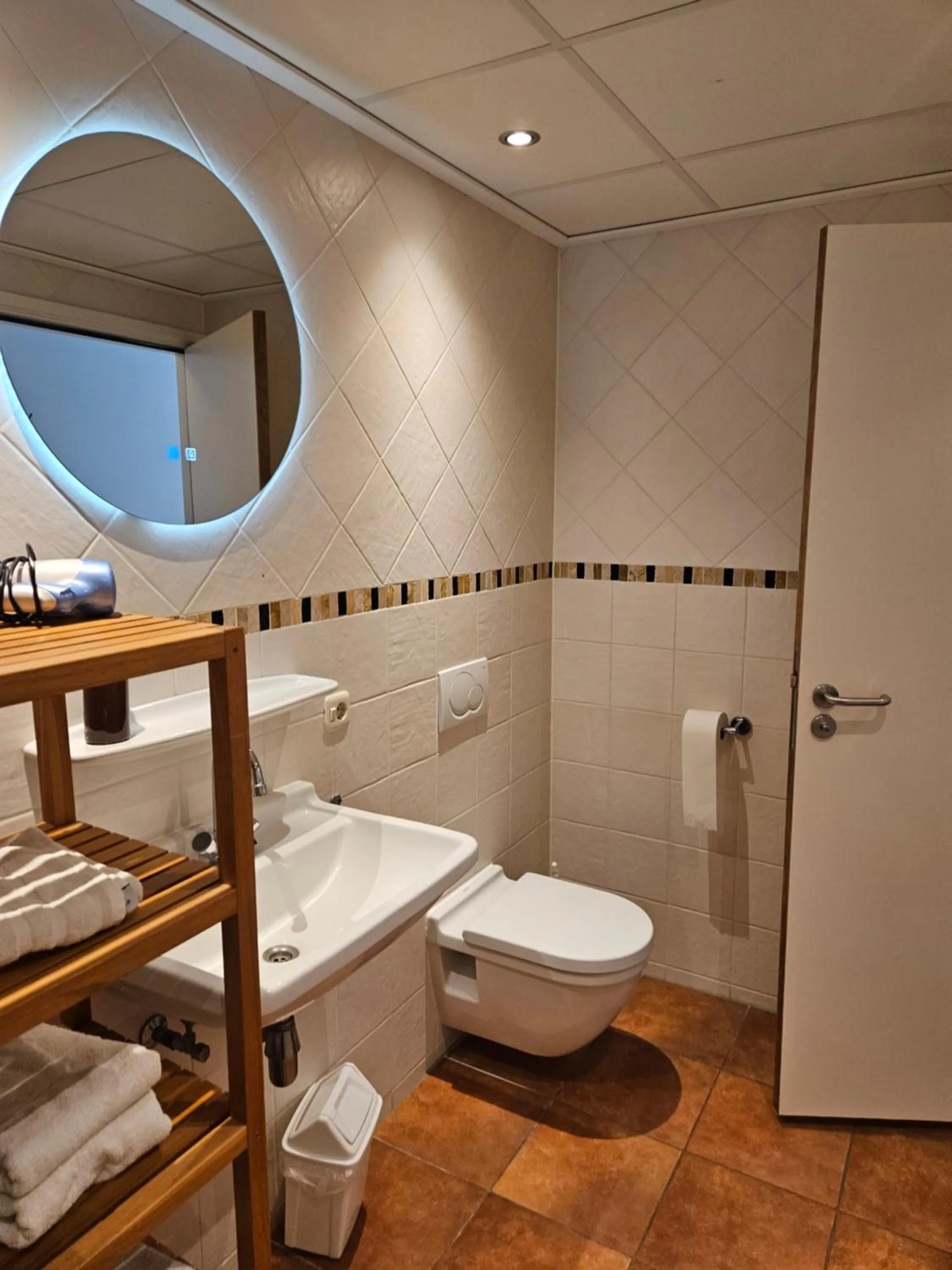 Bathroom in Hotel Dolores Ameland