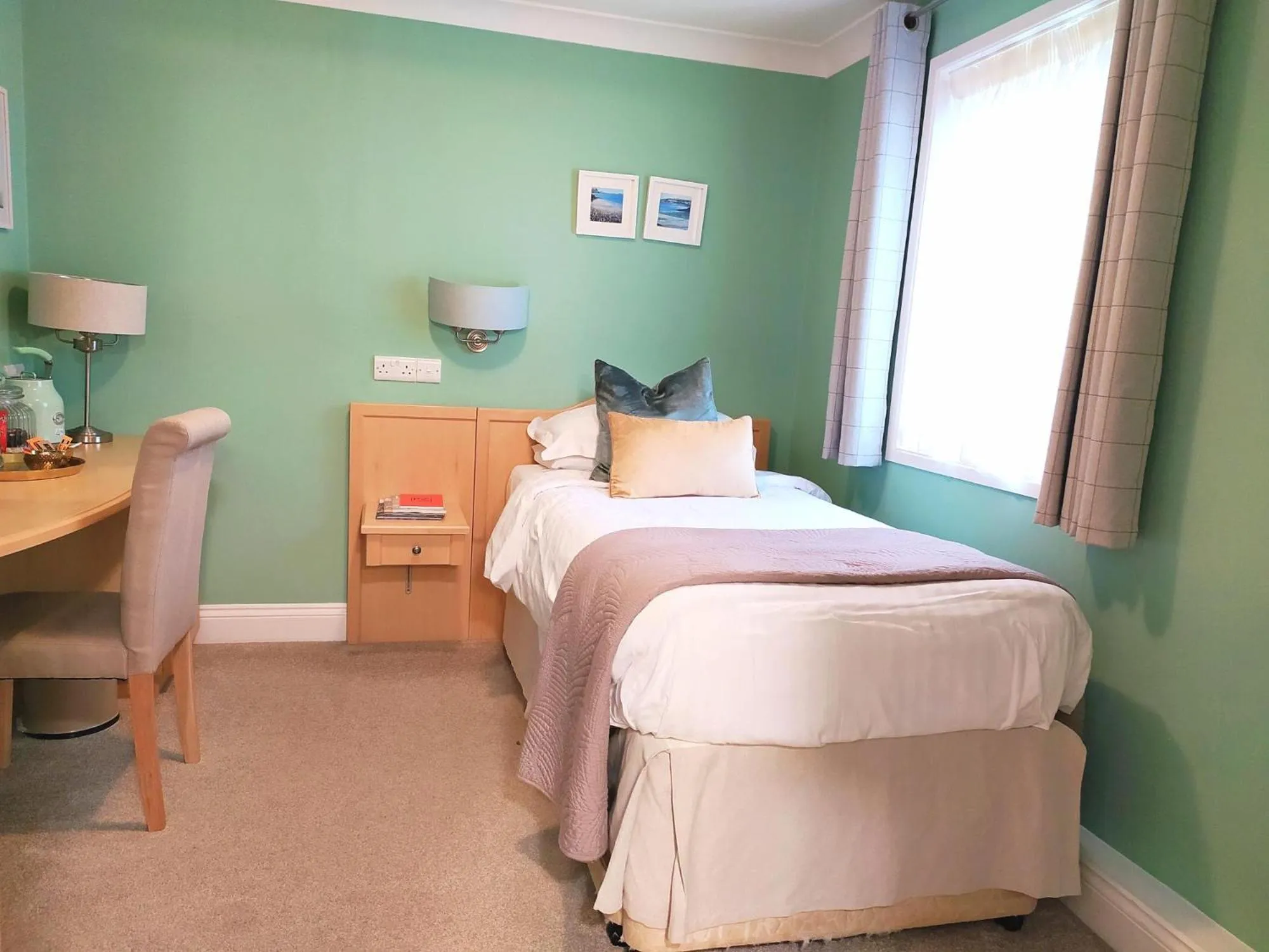 Bed in Hotel Penzance