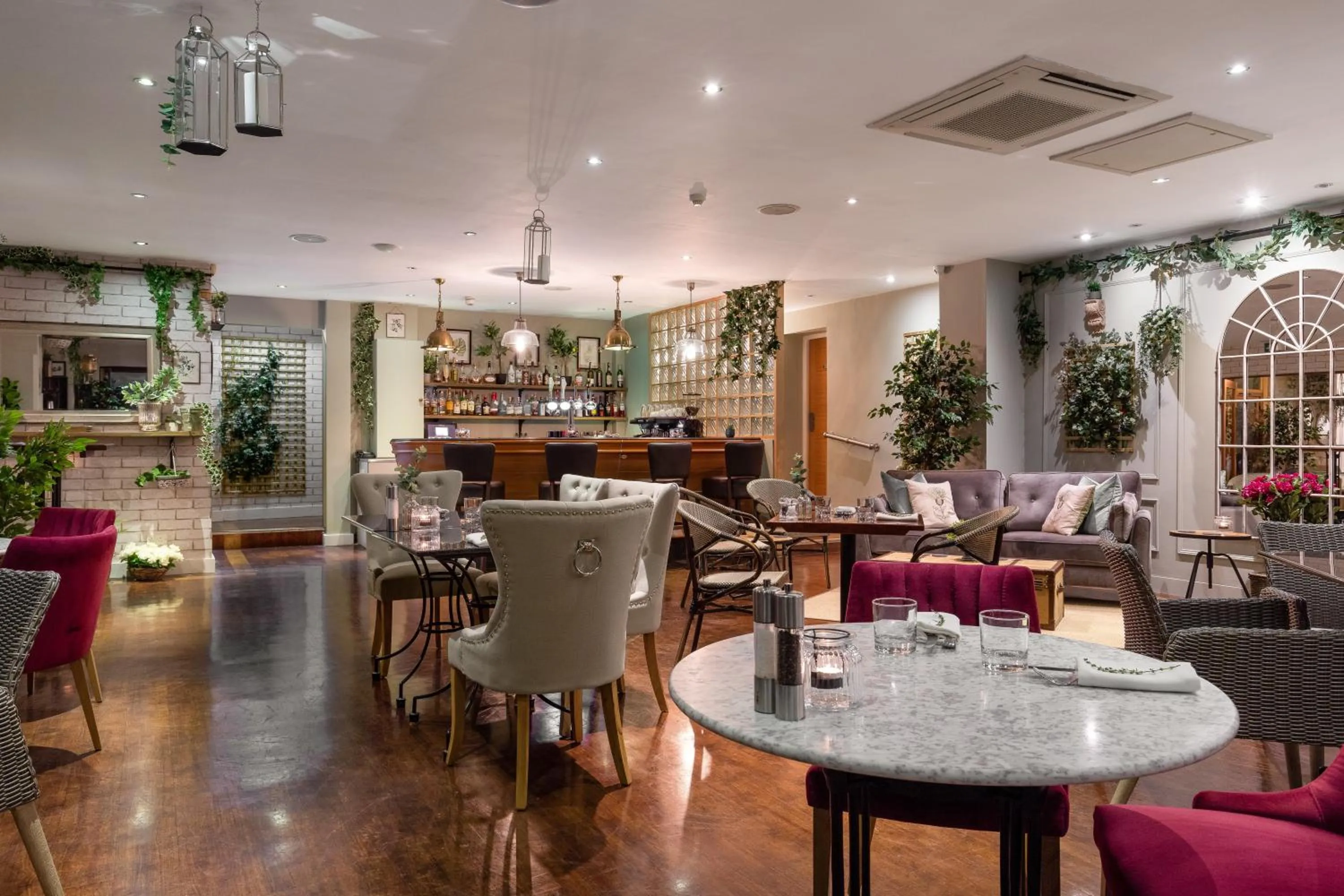 Restaurant/places to eat in Hotel Penzance