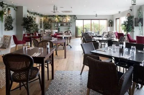 Restaurant/places to eat in Hotel Penzance