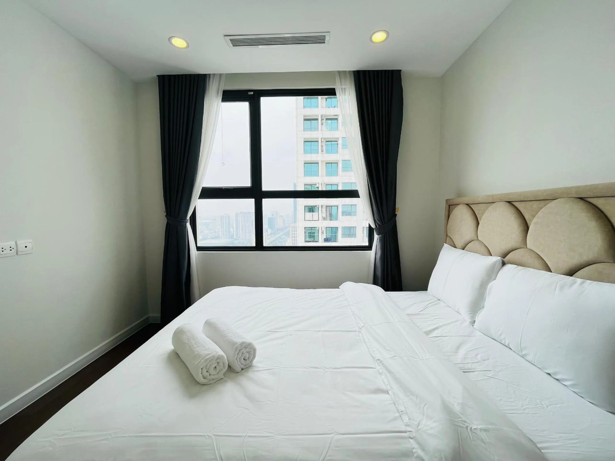 Bedroom, Bed in Daniel Apartment - D'Capitale Ha Noi