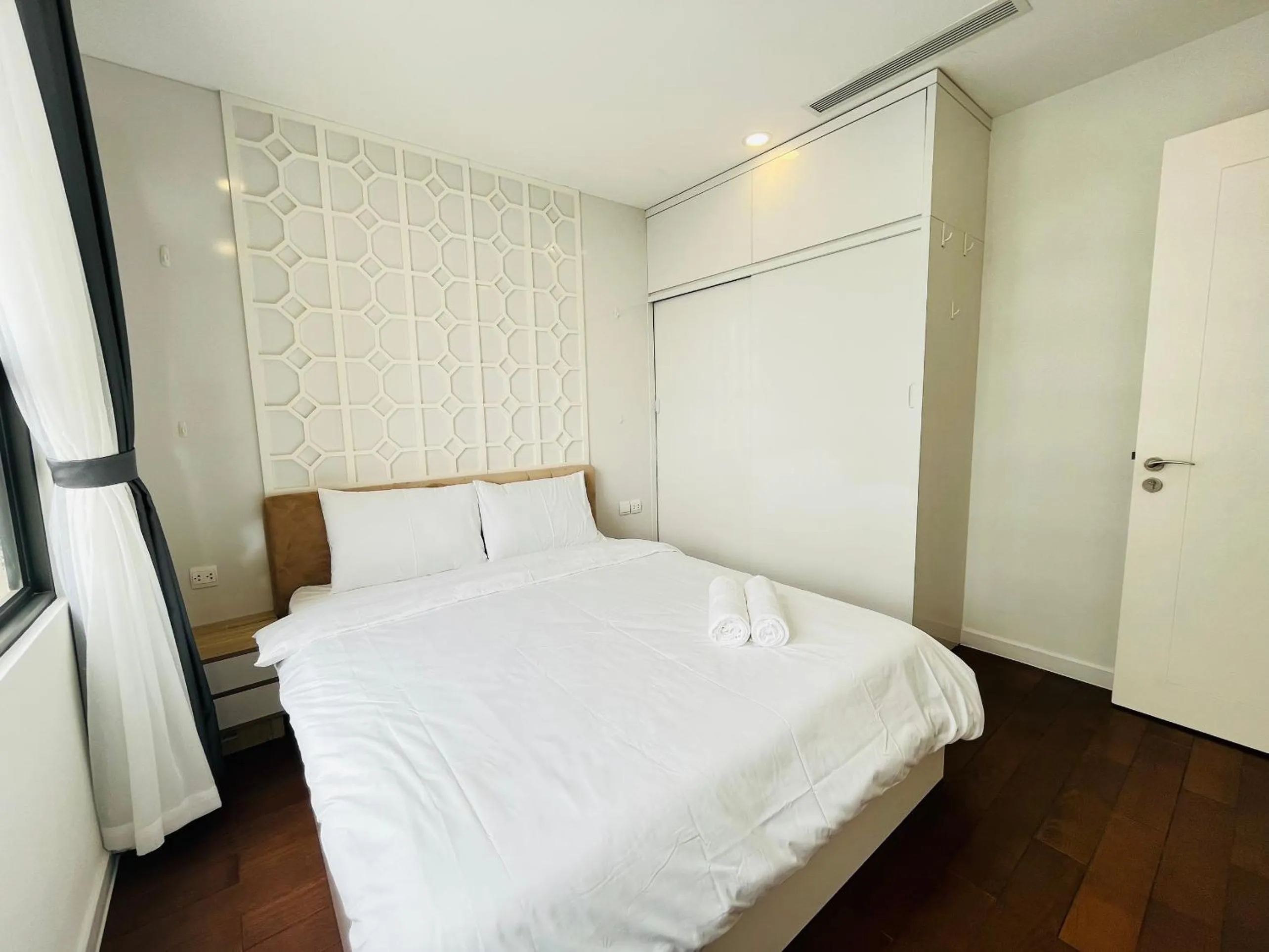 Bed in Daniel Apartment - D'Capitale Ha Noi